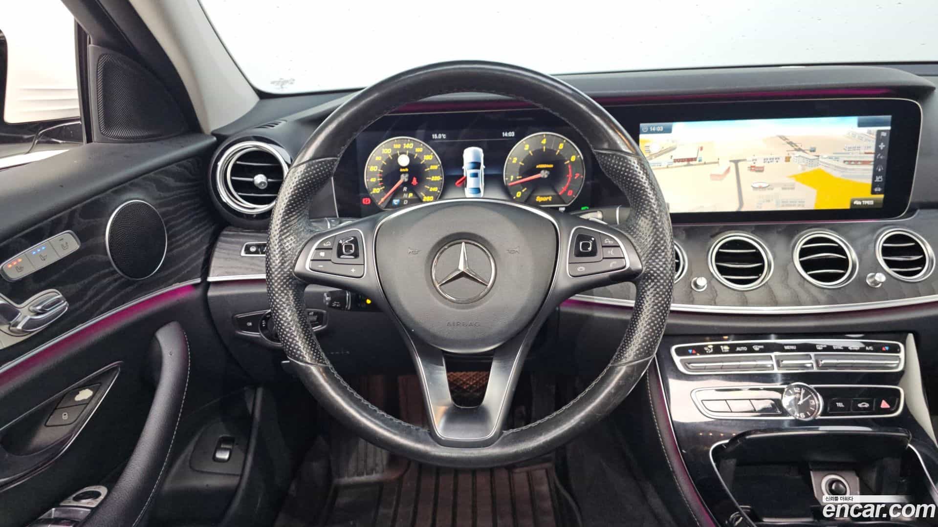 E-Class Mercedes-Benz 2017.1-OPTION-018