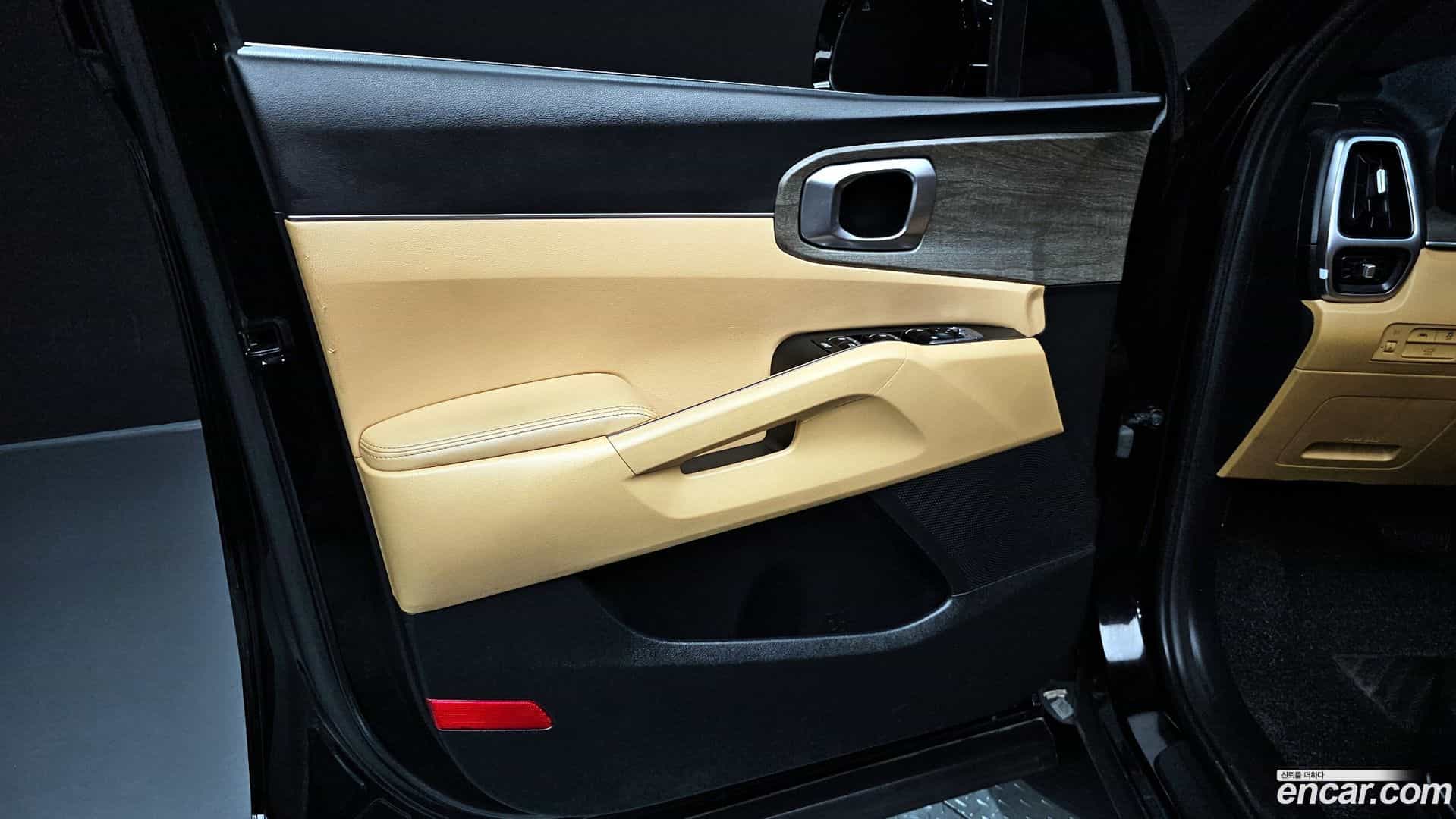 Sorento Kia 2020.6-INNER-034