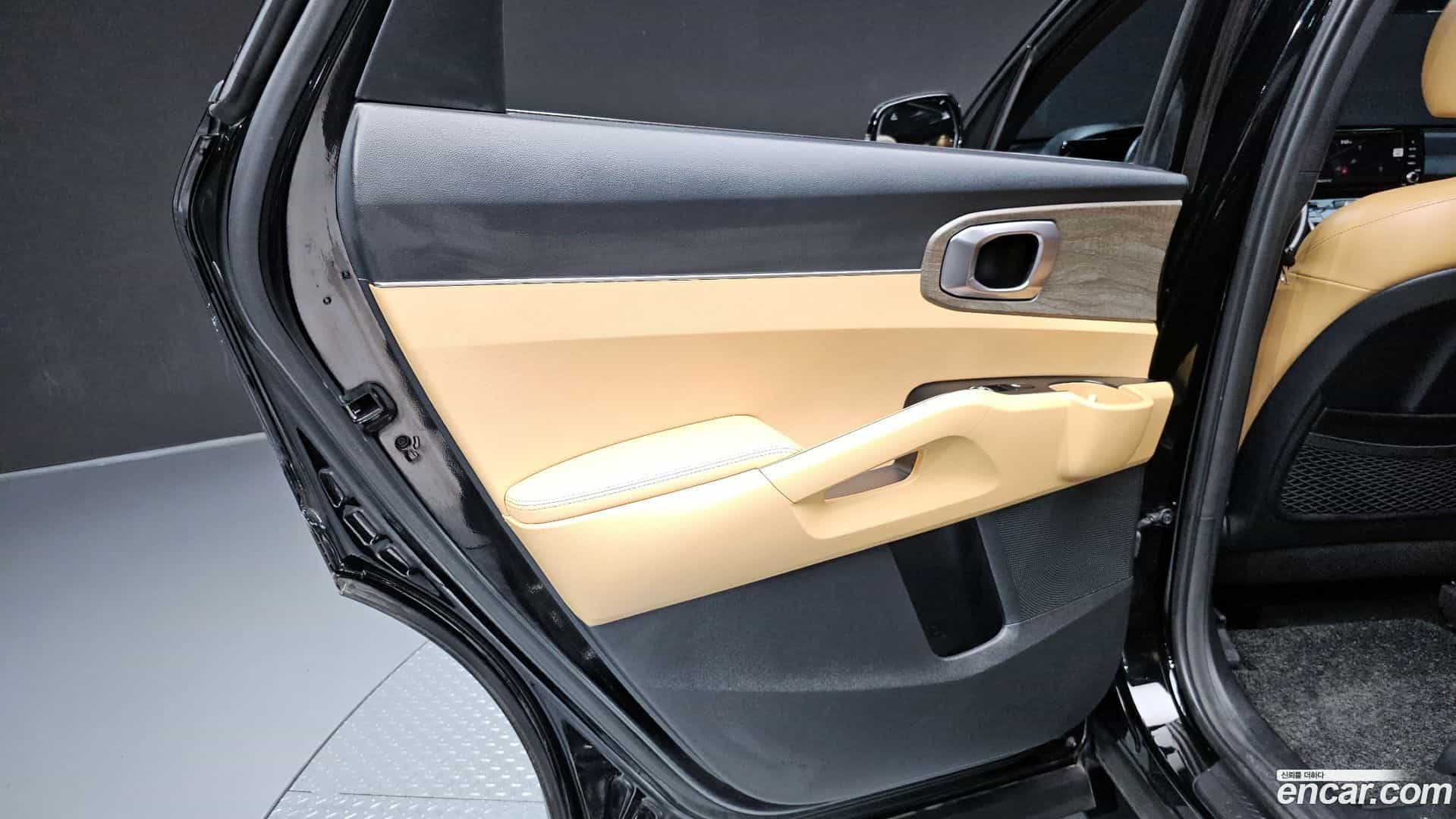 Sorento Kia 2020.6-INNER-035