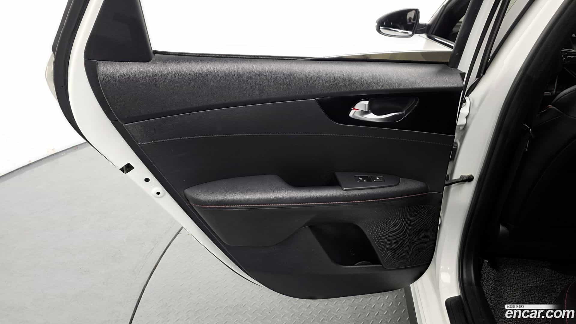 K3 Kia 2021.2-INNER-035