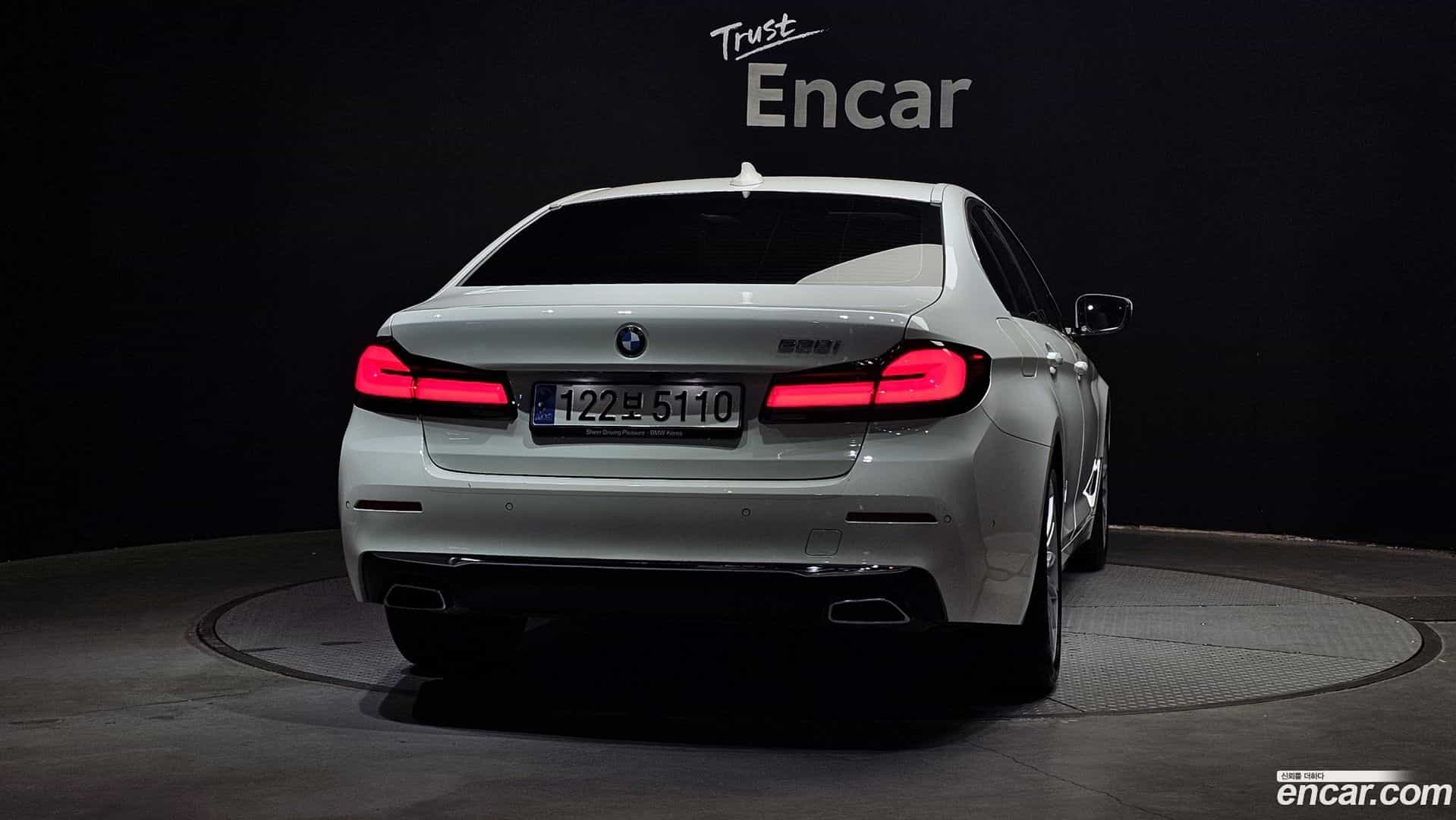 5-Series BMW 2023.8-OUTER-004