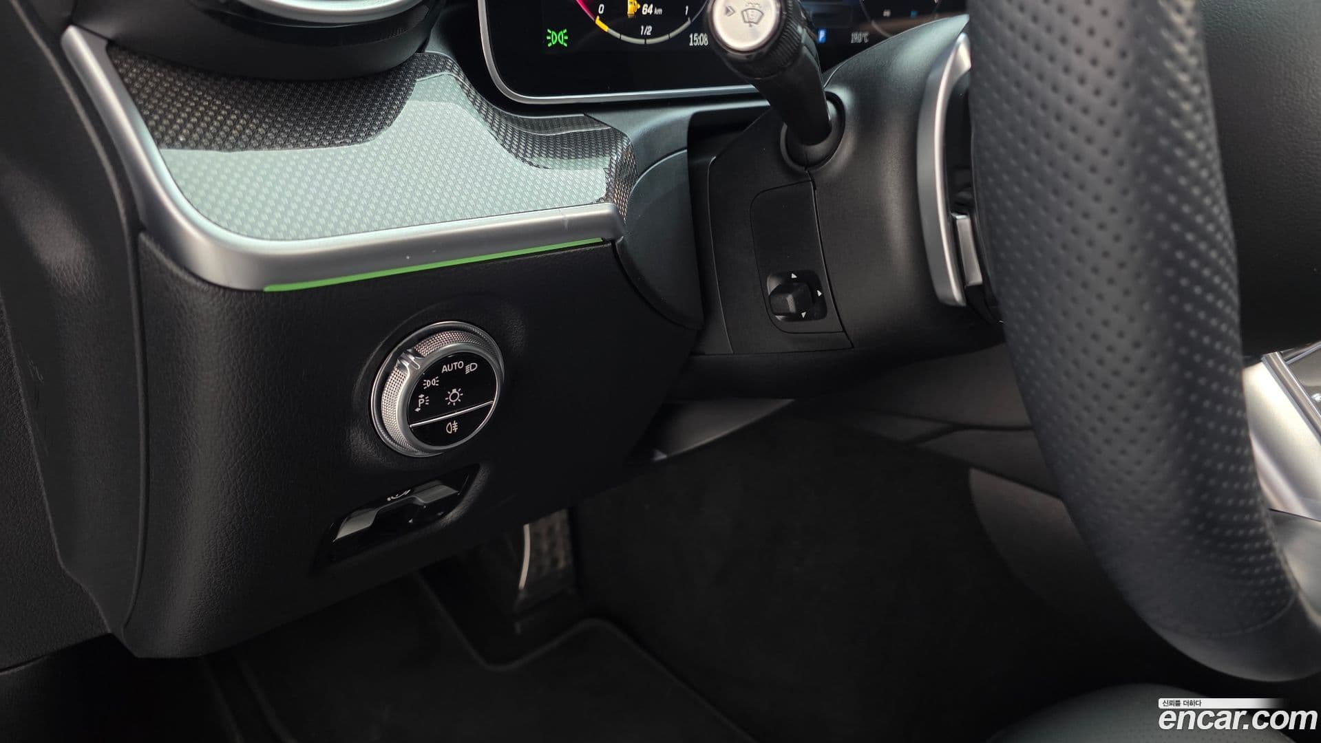 Main__Slider__Photo:C-Class Mercedes-Benz 2023.6-13