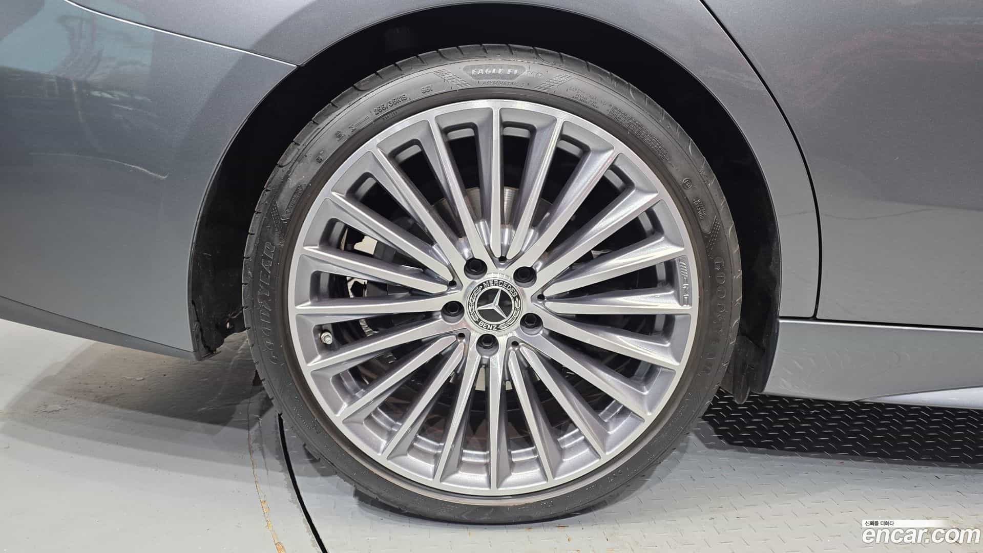 C-Class Mercedes-Benz 2023.6-OUTER-031