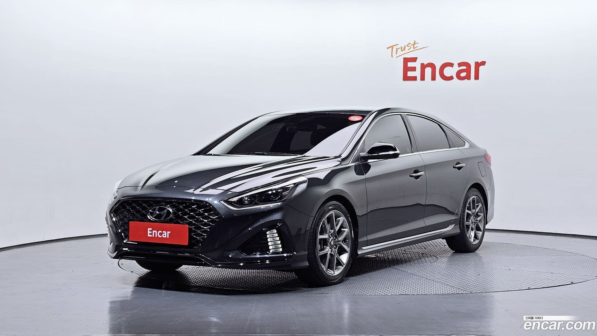 Main__Slider__Photo:Sonata Hyundai 2017.4-0