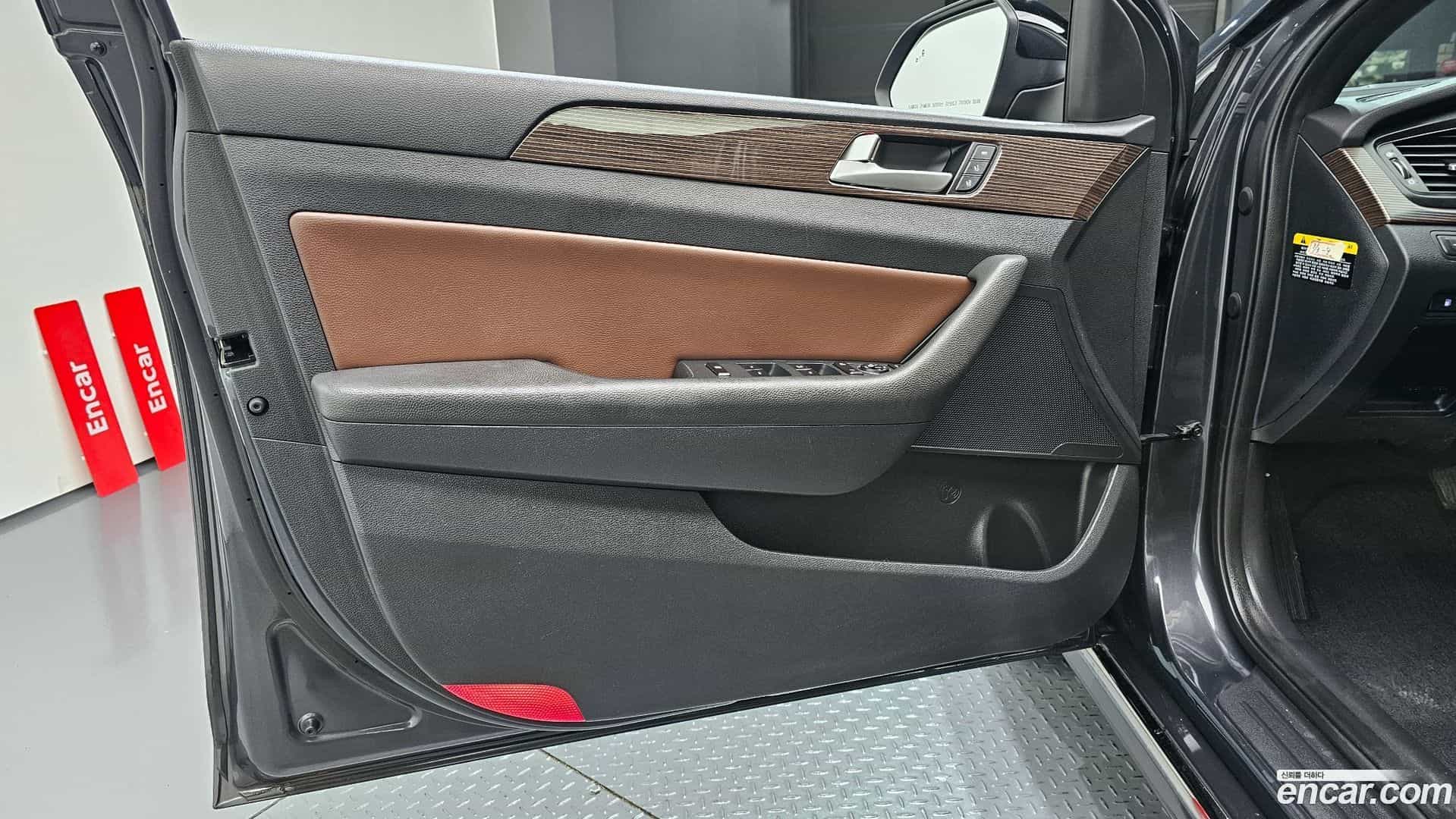 Sonata Hyundai 2017.4-INNER-034