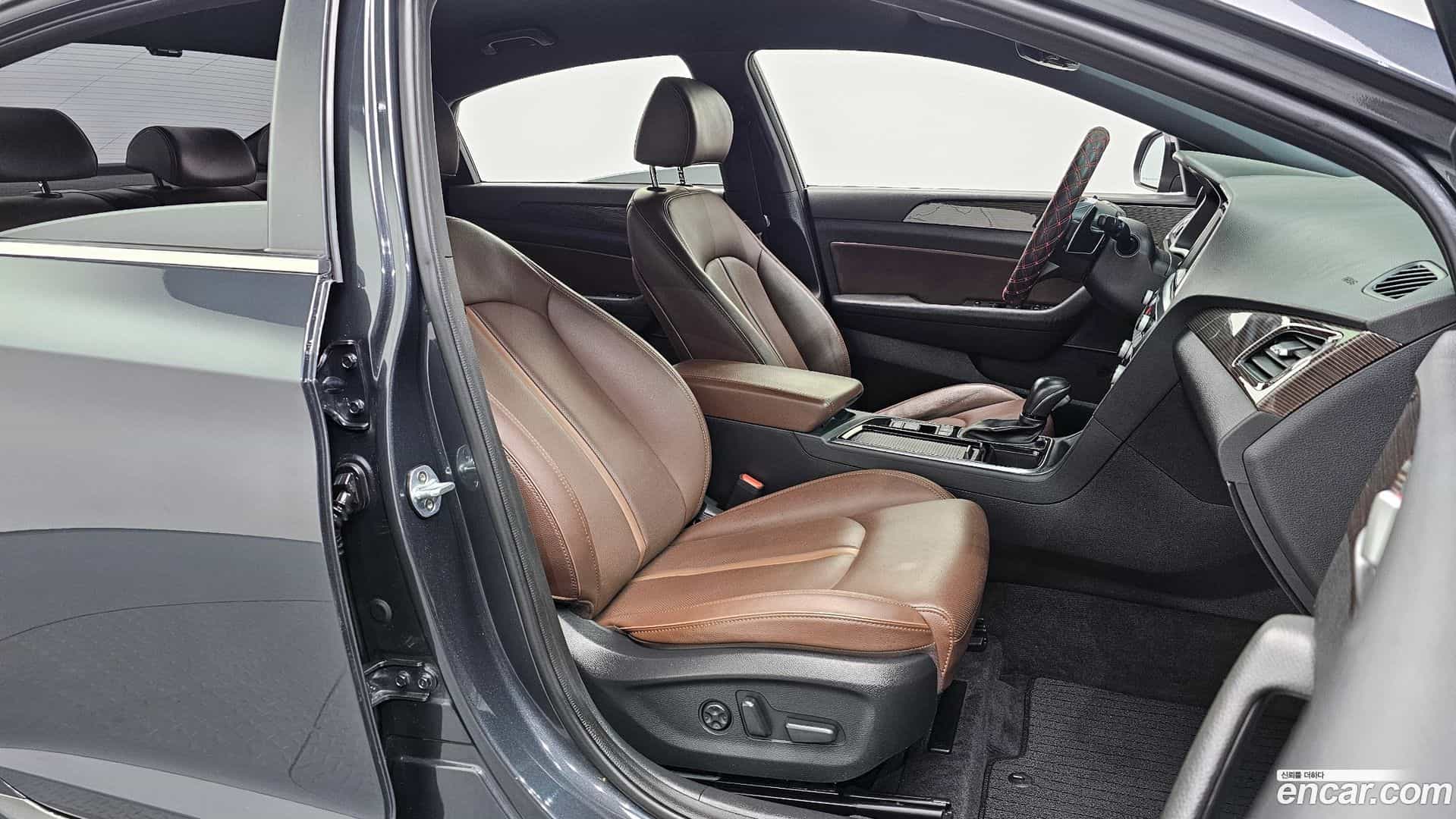 Sonata Hyundai 2017.4-INNER-036