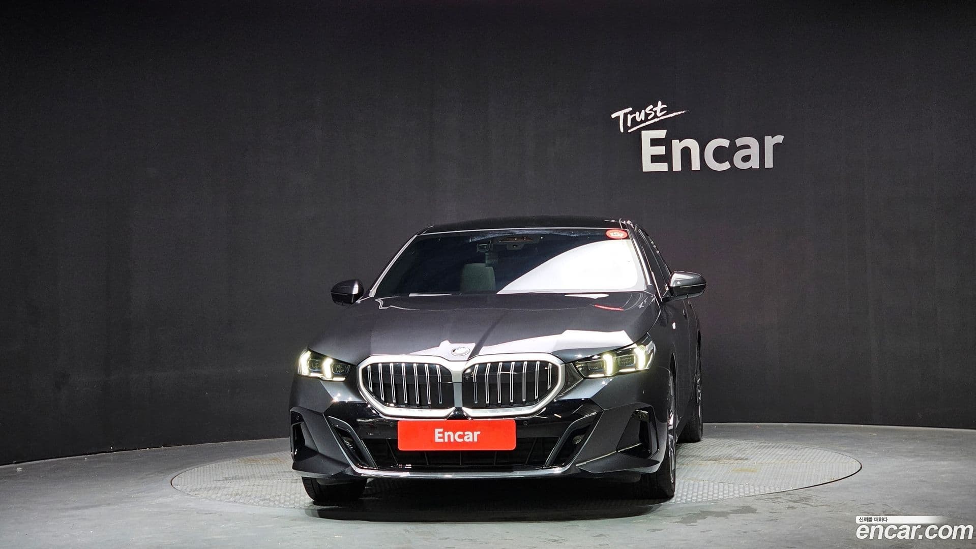 Main__Slider__Photo:5-Series BMW 2025.1-2