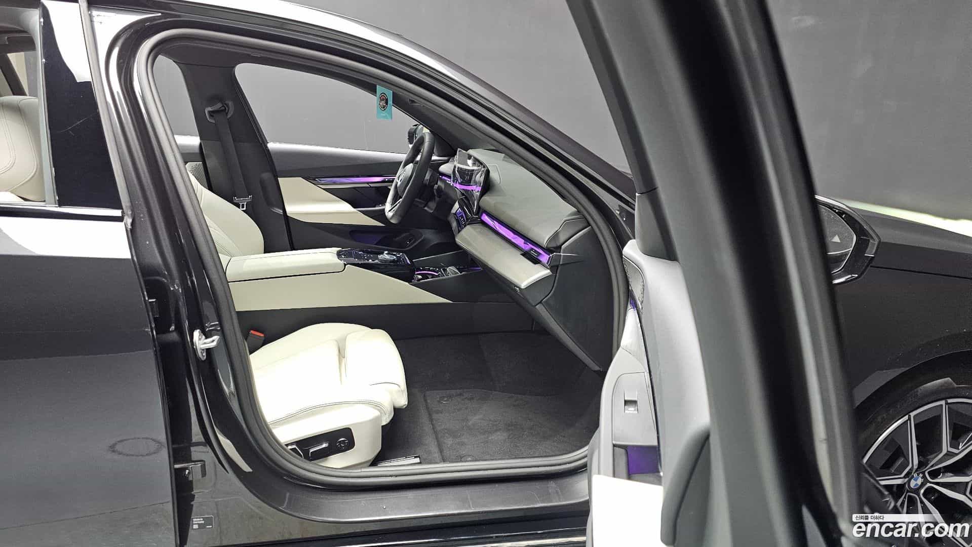 5-Series BMW 2025.1-OPTION-015
