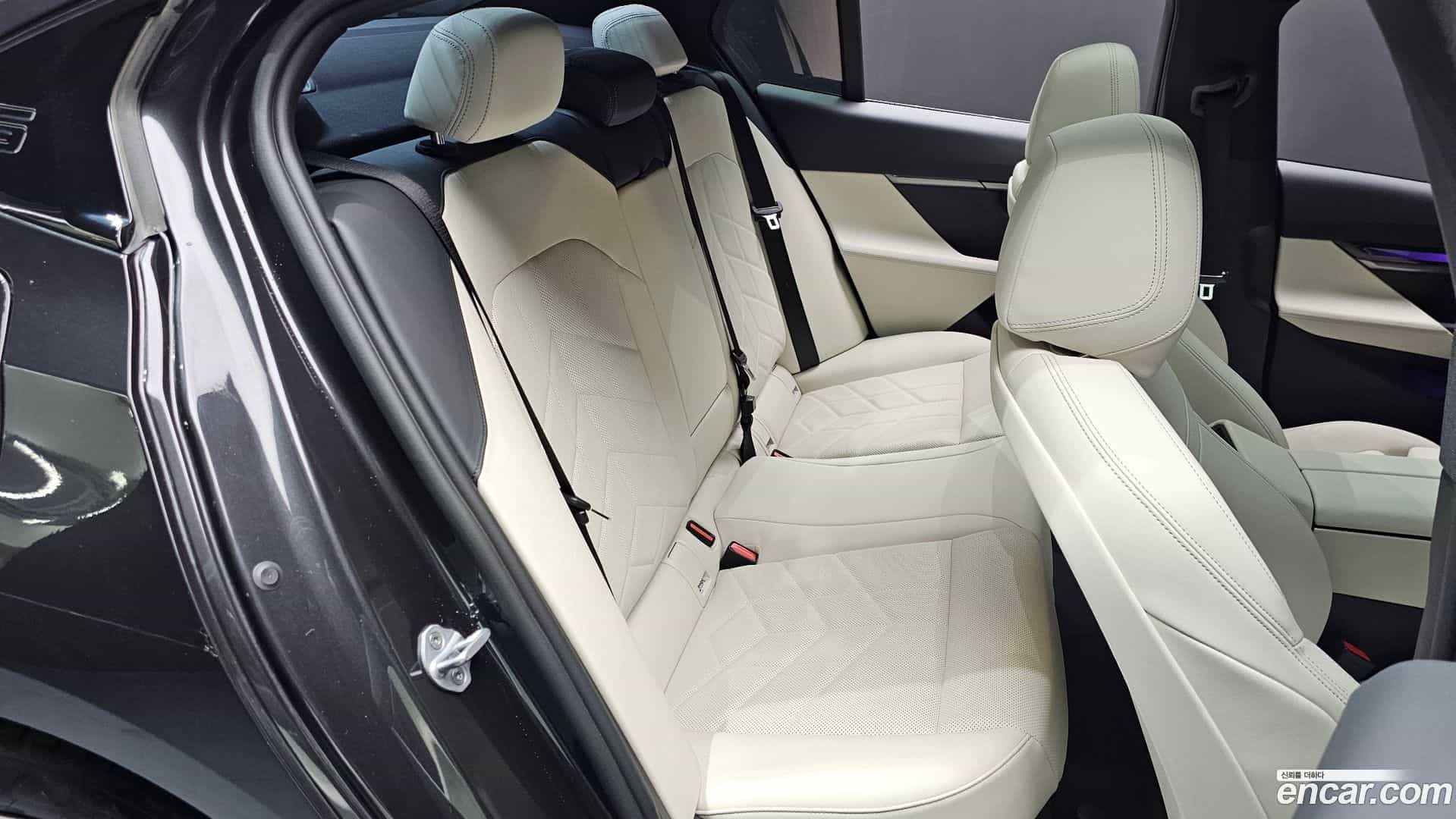 5-Series BMW 2025.1-OPTION-046