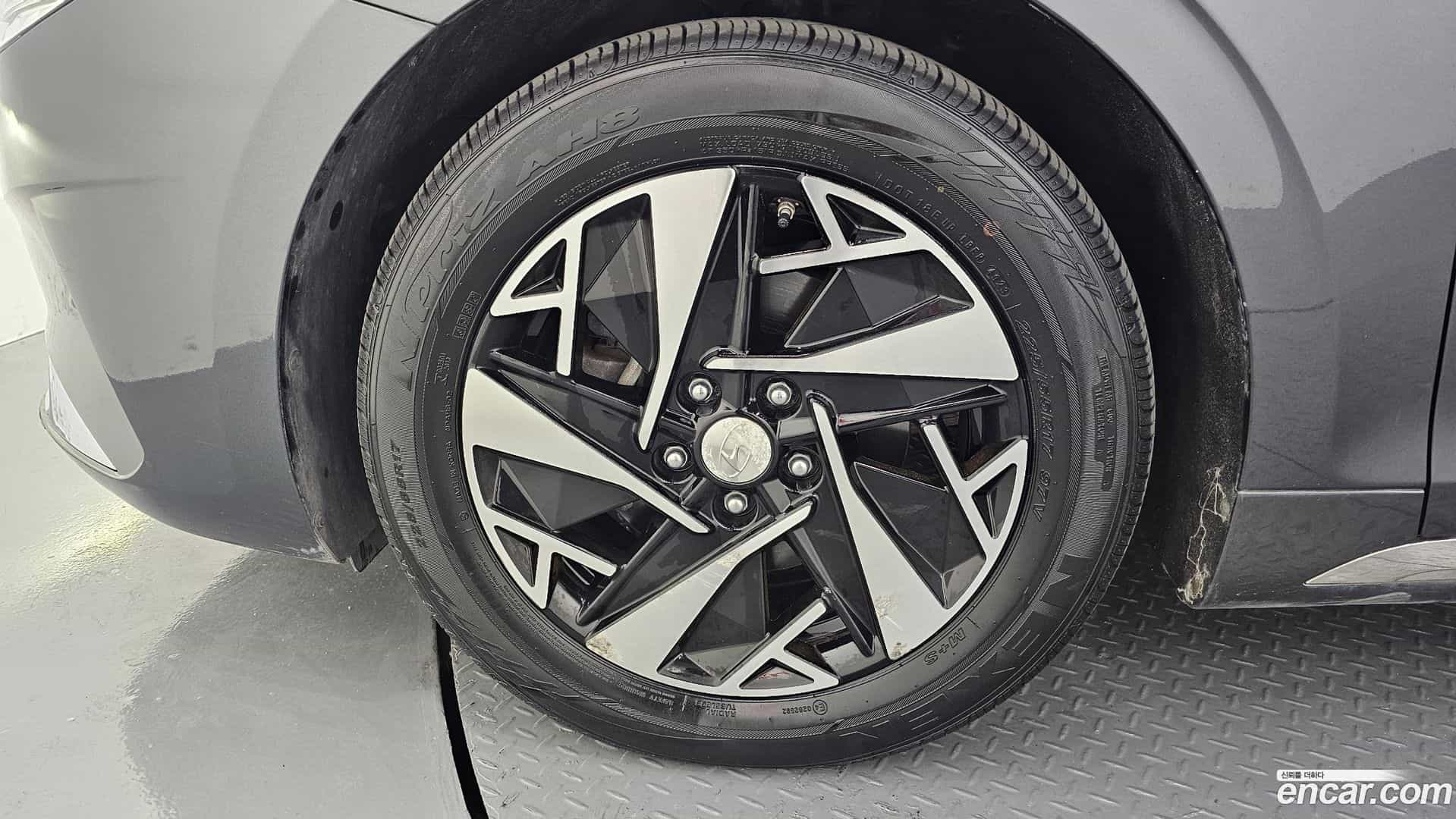Grandeur Hyundai 2022.3-OUTER-005