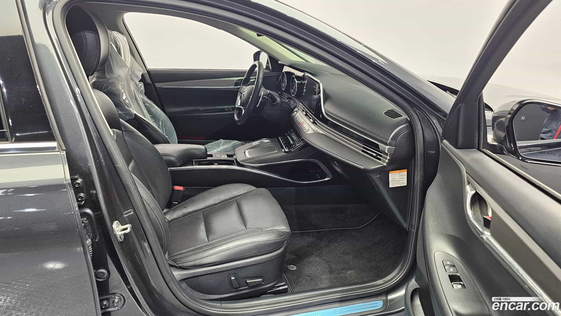 Grandeur Hyundai 2022.3-OPTION-015