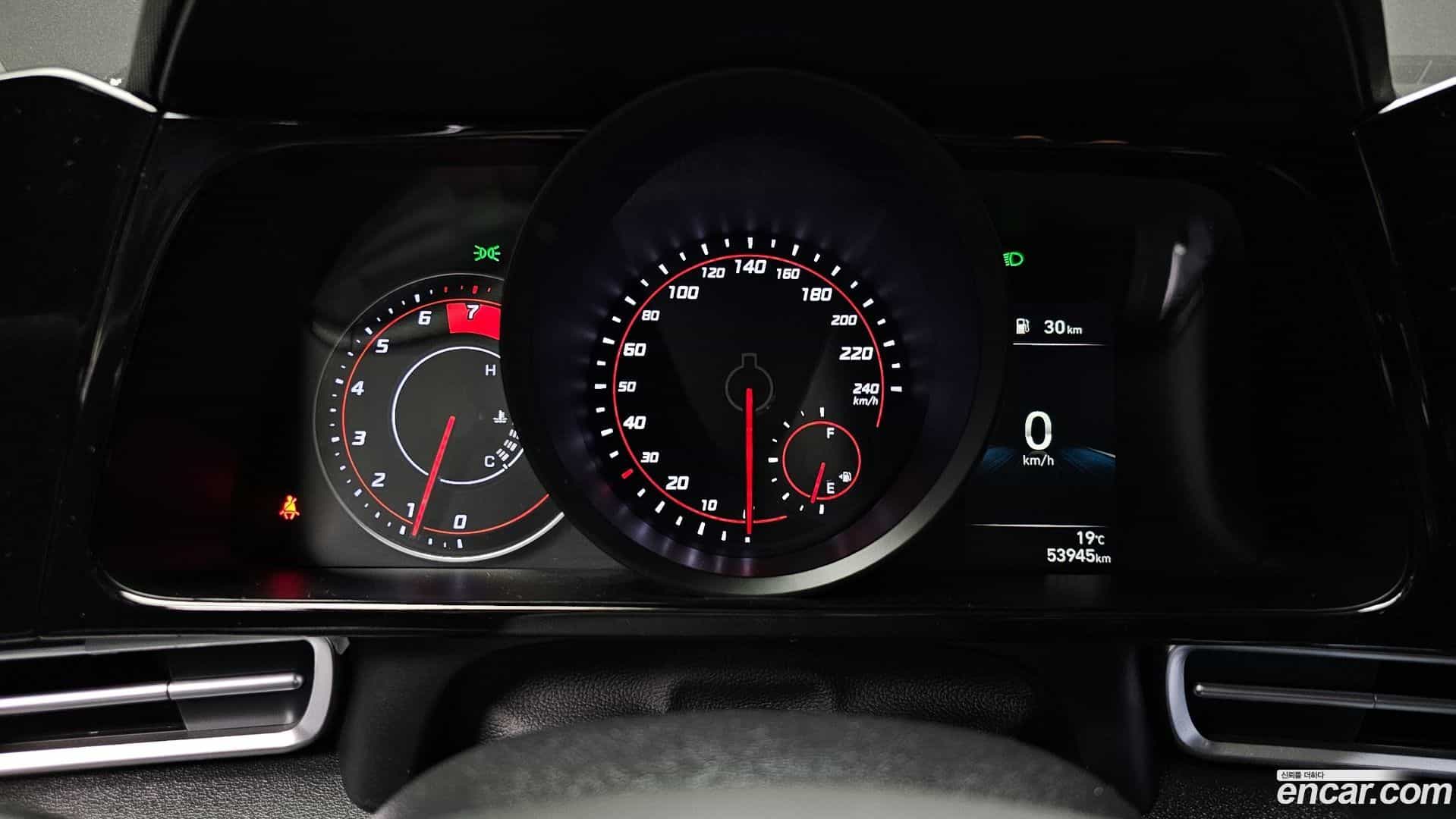 AVANTE Hyundai 2020.4-INNER-008