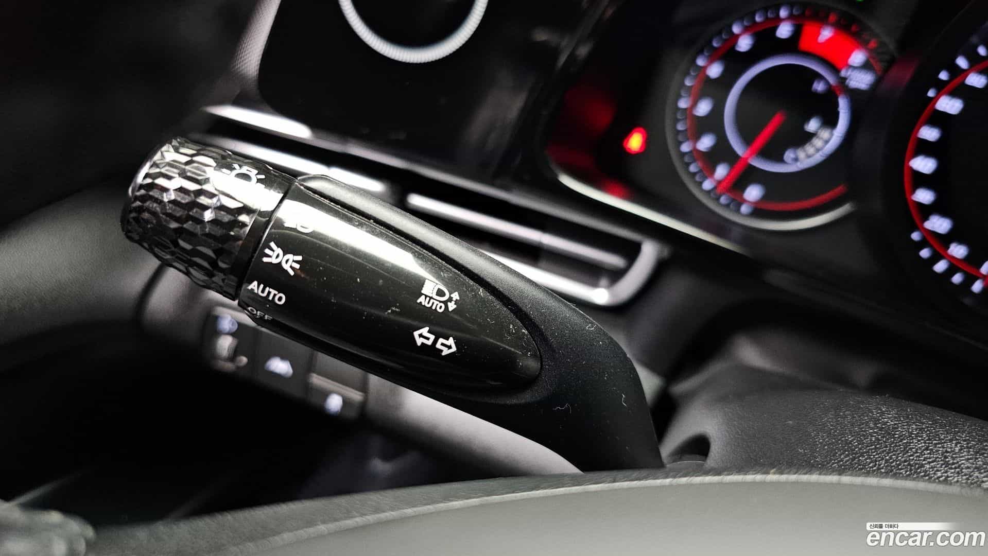 AVANTE Hyundai 2020.4-OPTION-020
