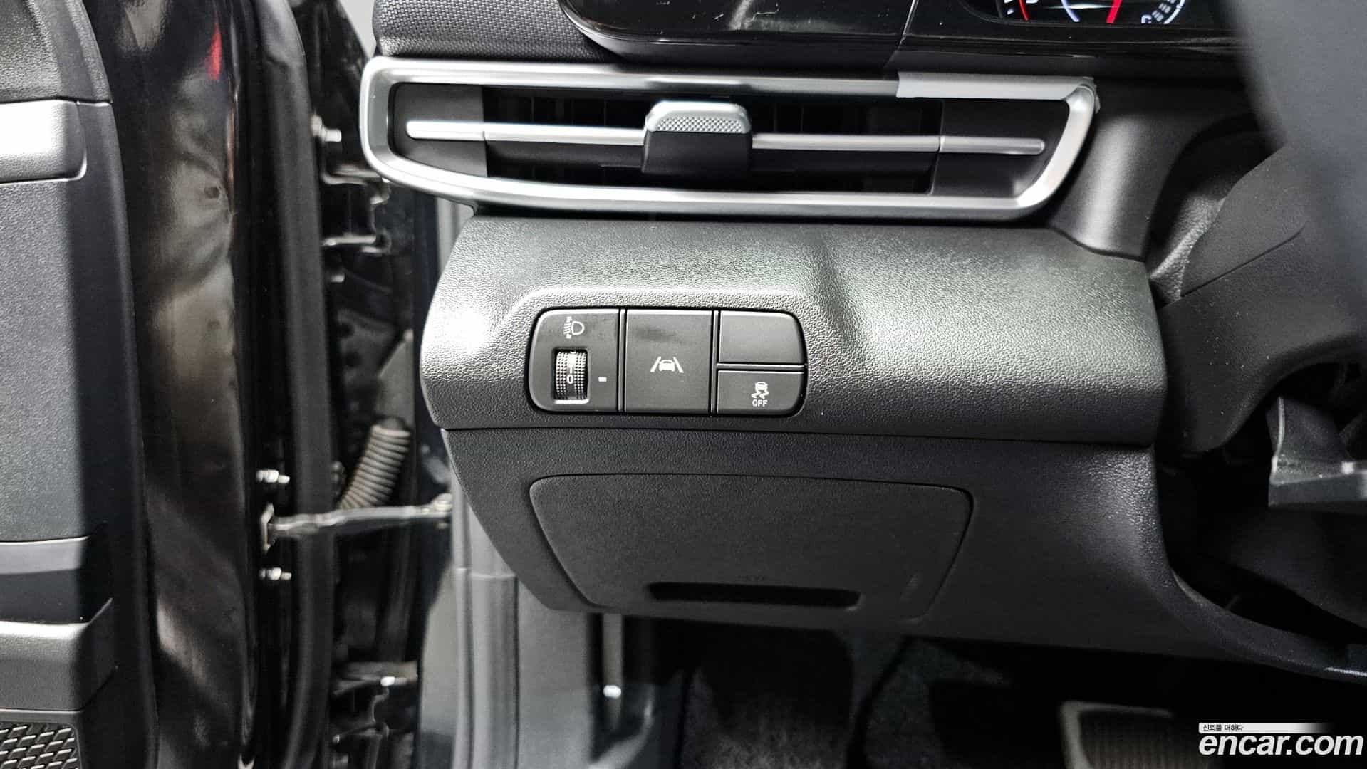 AVANTE Hyundai 2020.4-OPTION-023