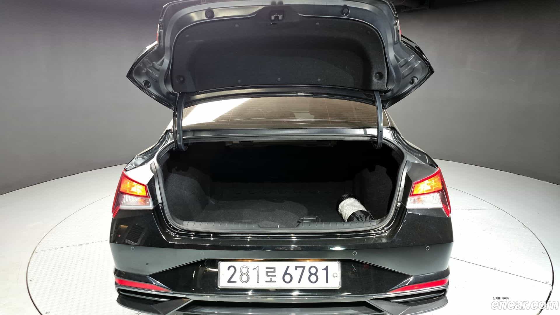 AVANTE Hyundai 2020.4-OPTION-024