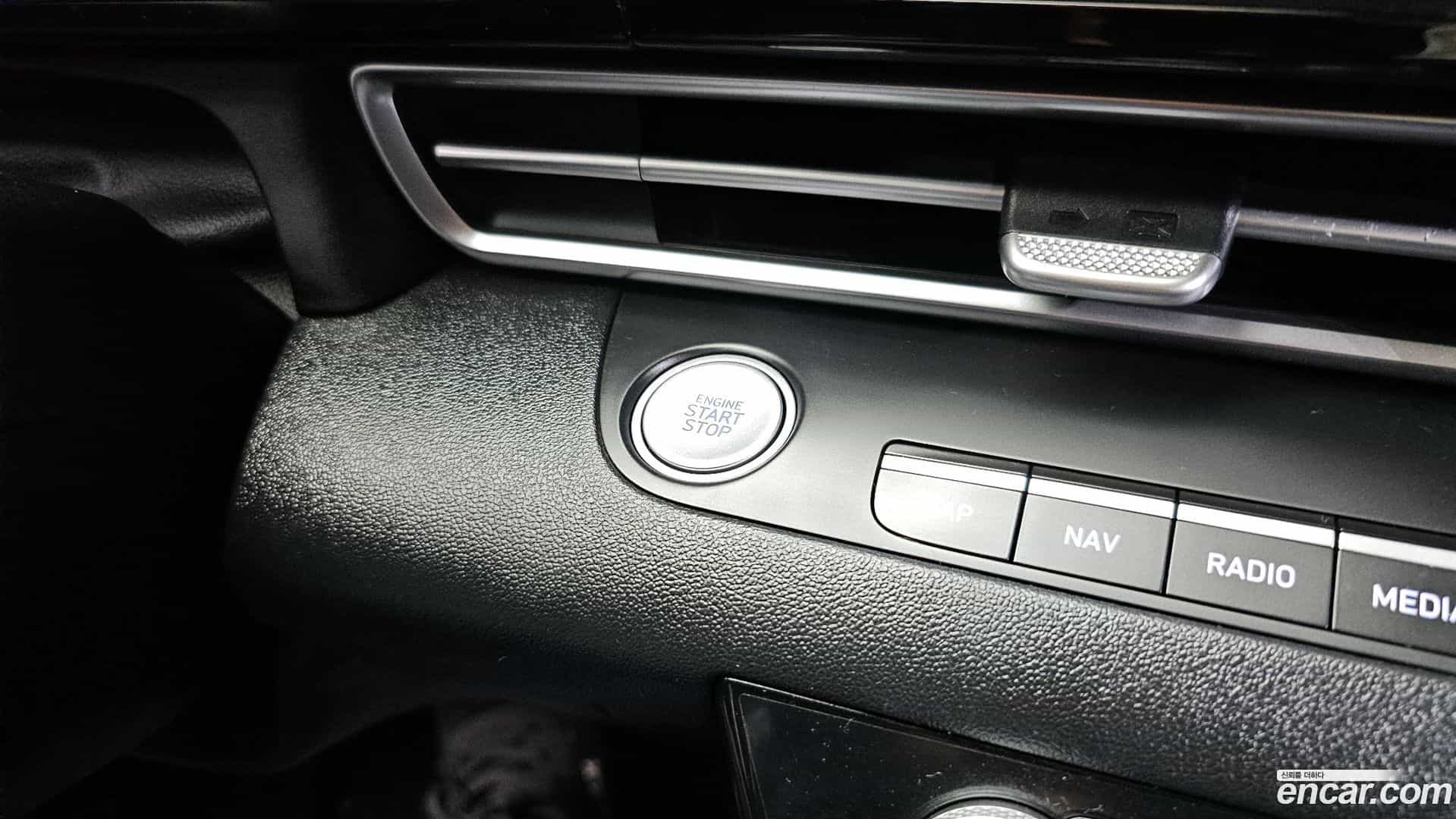 AVANTE Hyundai 2020.4-OPTION-042