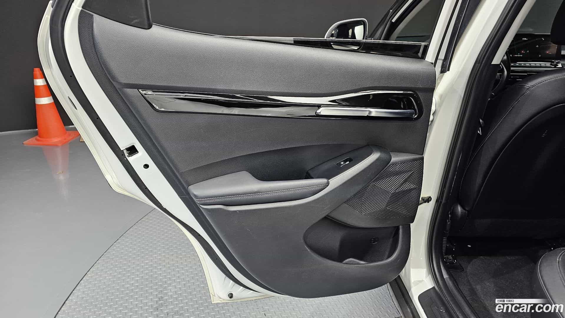 Seltos Kia 2022.6-INNER-035