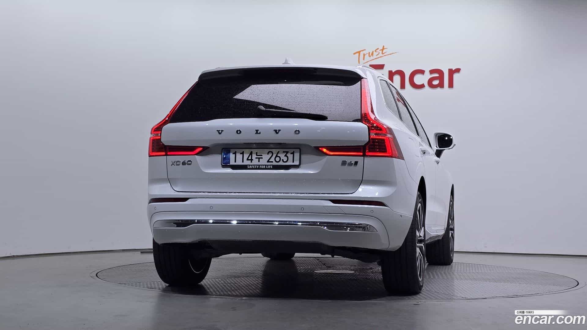 XC60 Volvo 2023.10-OUTER-004