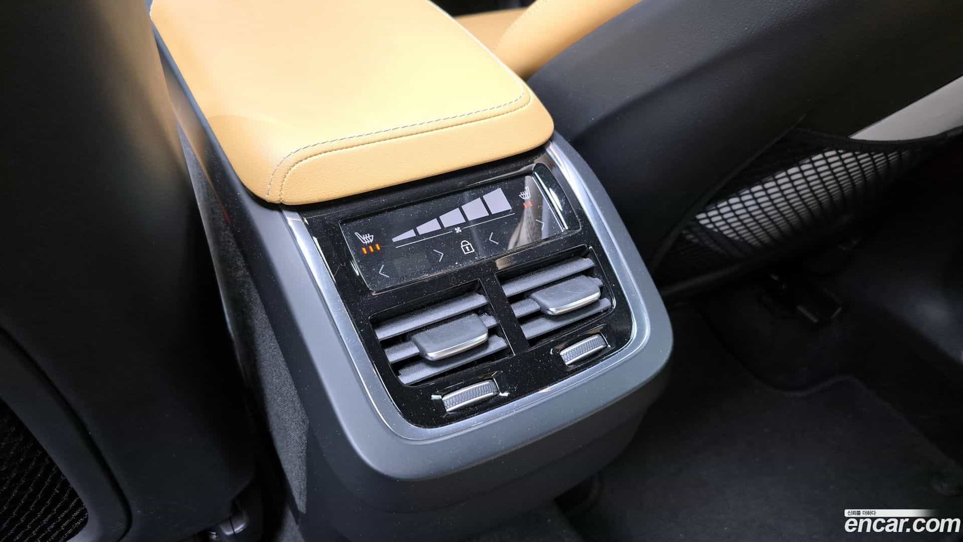 XC60 Volvo 2023.10-OPTION-021