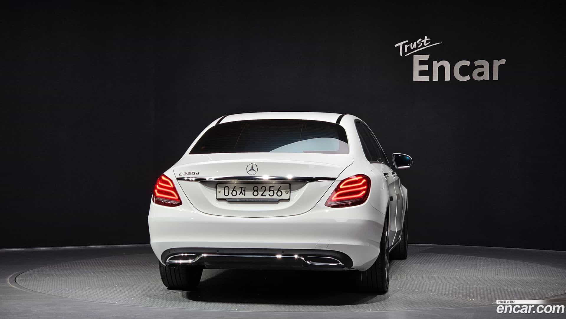 C-Class Mercedes-Benz 2017.7-OUTER-004