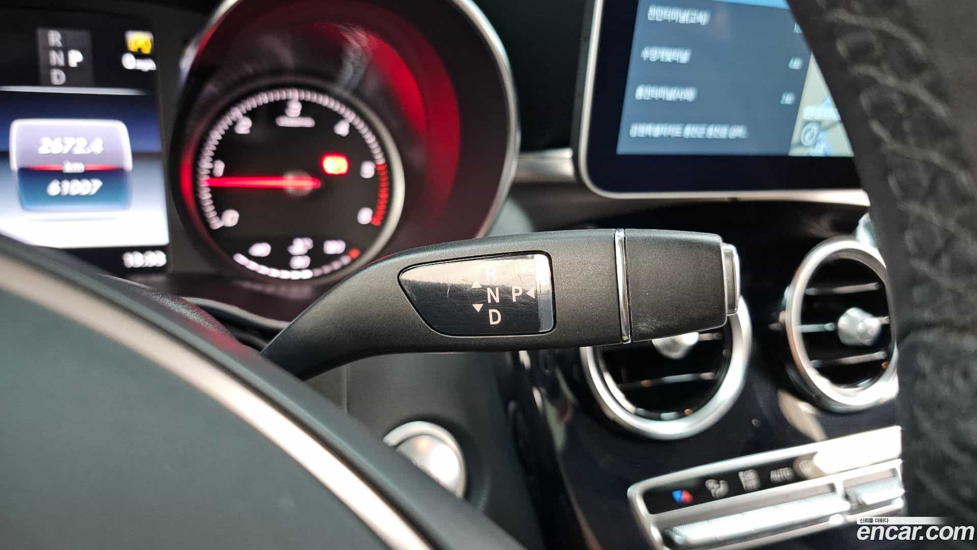 C-Class Mercedes-Benz 2017.7-INNER-009