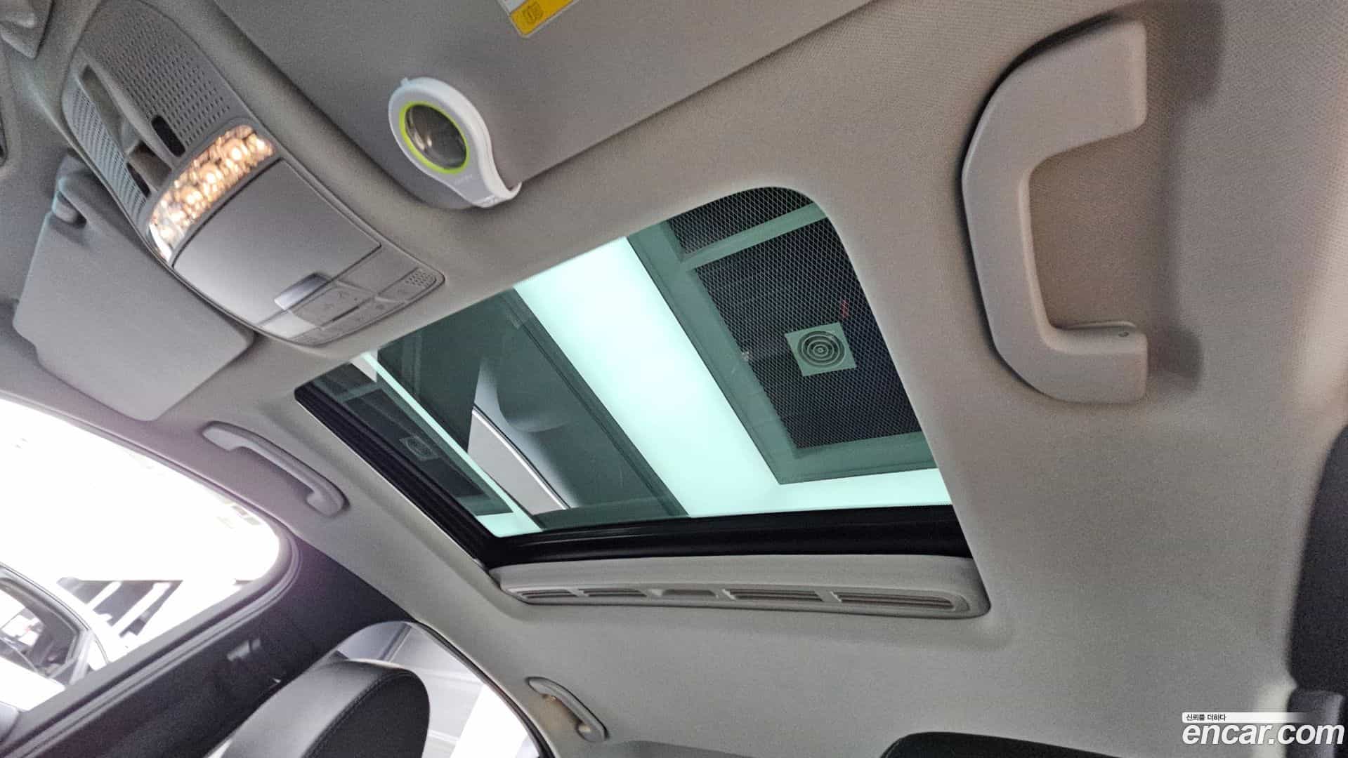 C-Class Mercedes-Benz 2017.7-OPTION-022