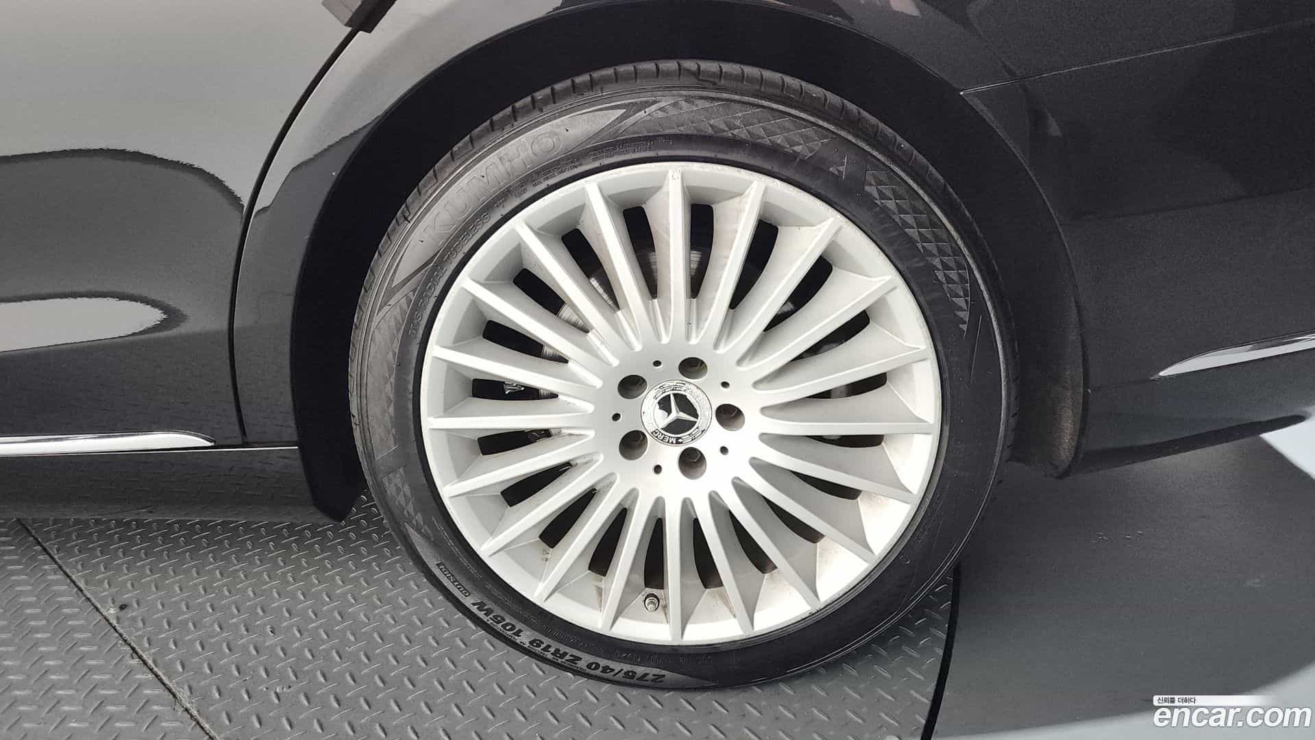S-Class Mercedes-Benz 2019.8-OUTER-031