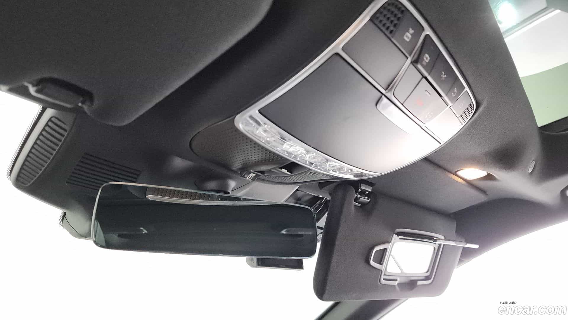 S-Class Mercedes-Benz 2019.8-OPTION-041