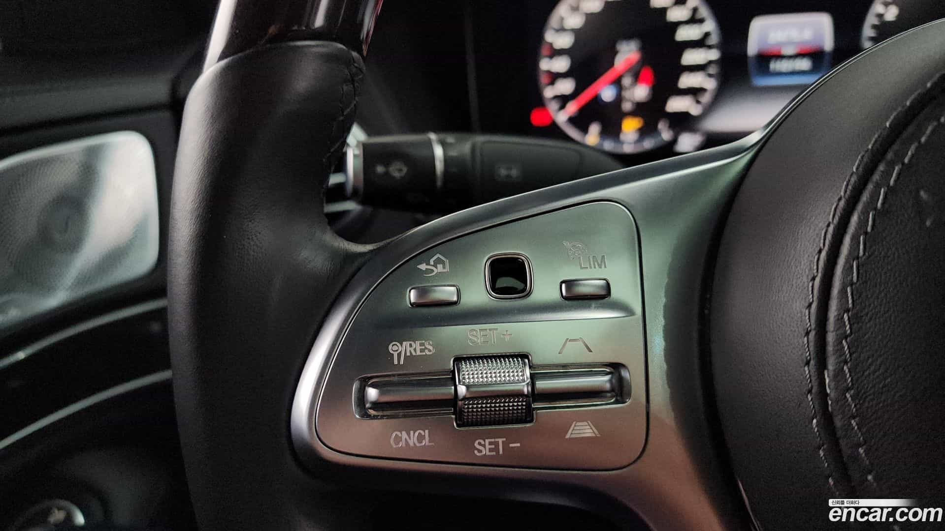 S-Class Mercedes-Benz 2019.8-OPTION-045