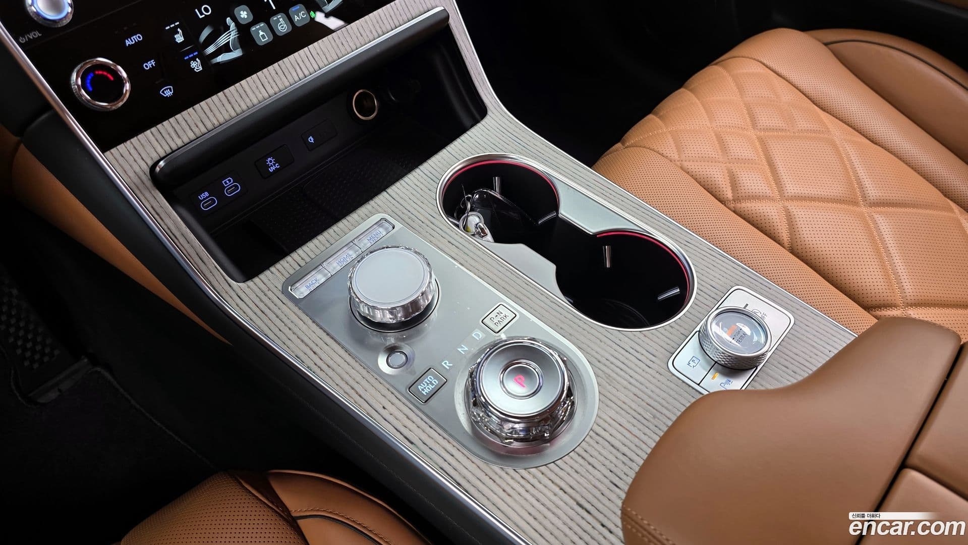 Main__Slider__Photo:GV80 Genesis 2024.3-8