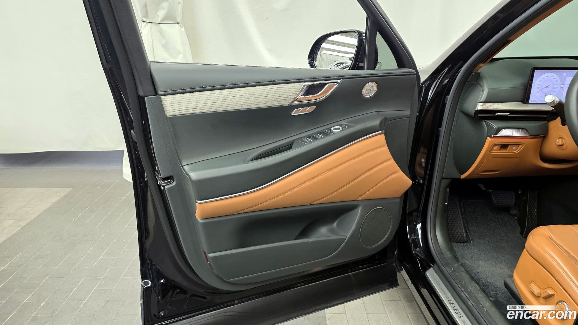 Main__Slider__Photo:GV80 Genesis 2024.3-23