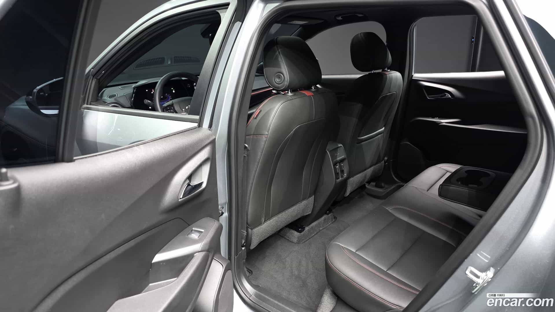 Trax Chevrolet 2025.5-OPTION-016