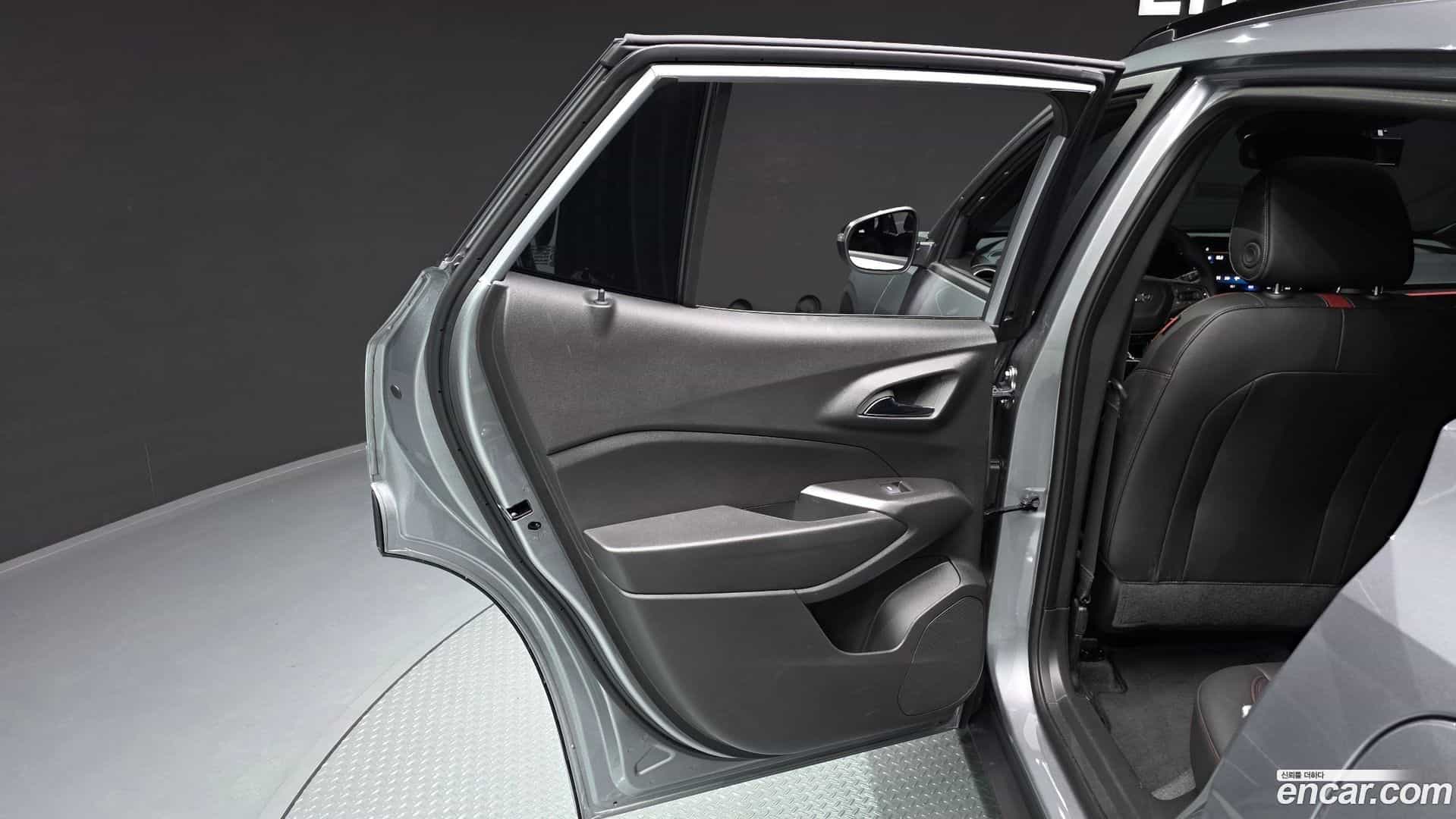 Trax Chevrolet 2025.5-INNER-035