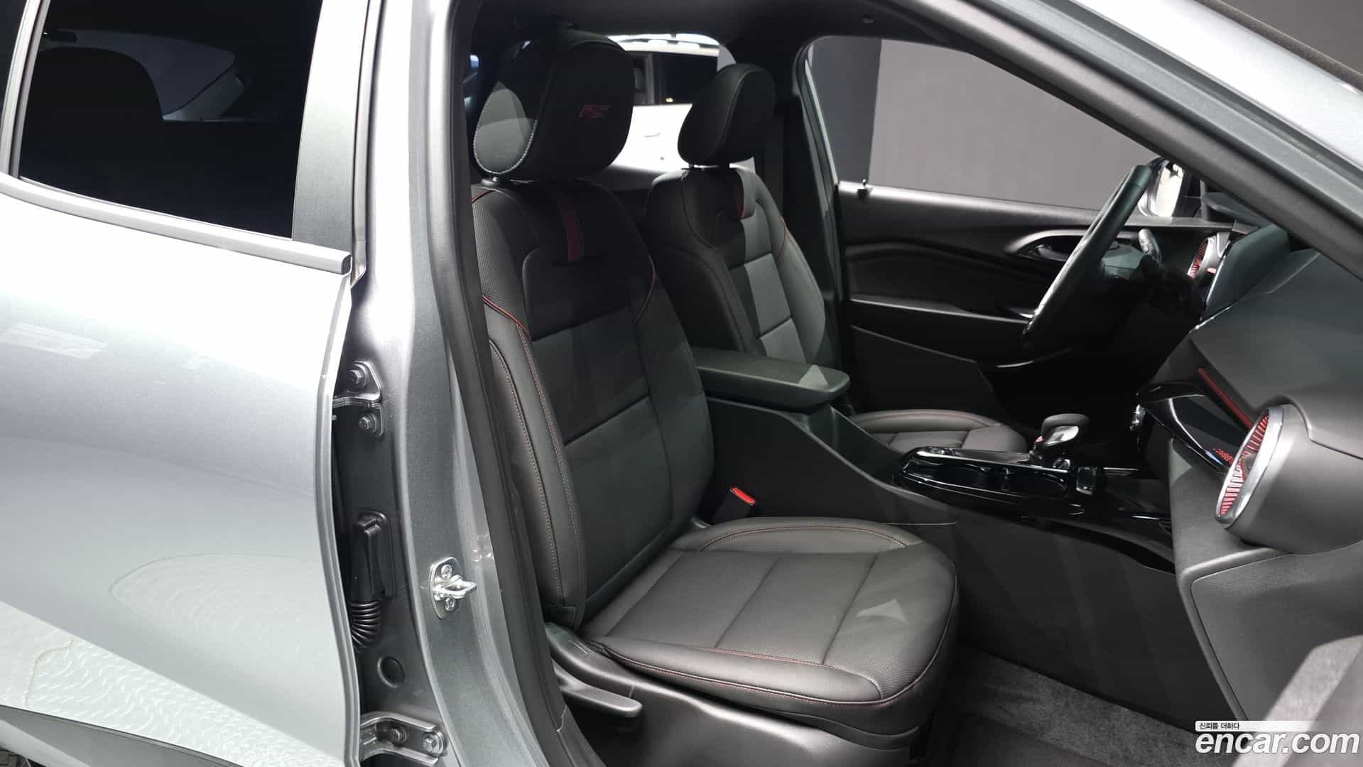 Trax Chevrolet 2025.5-INNER-036
