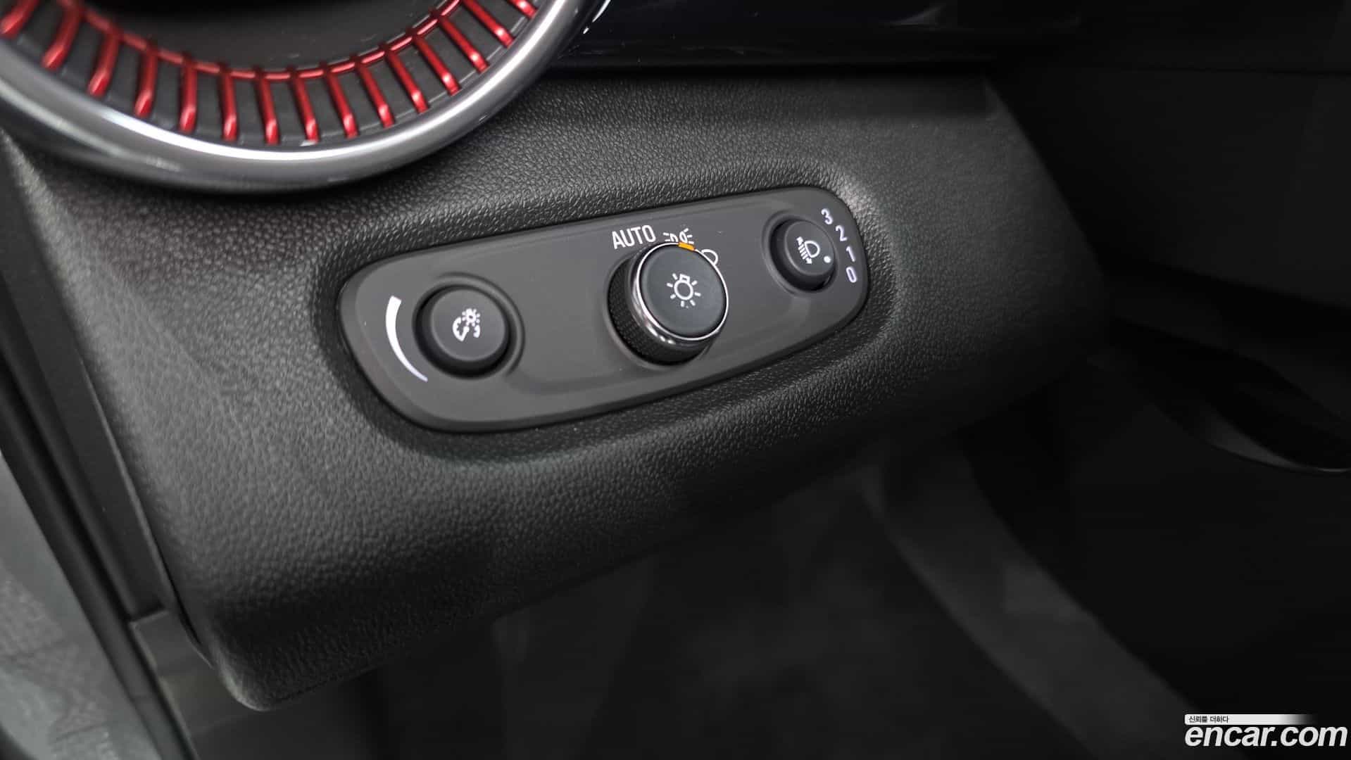 Trax Chevrolet 2025.5-OPTION-040