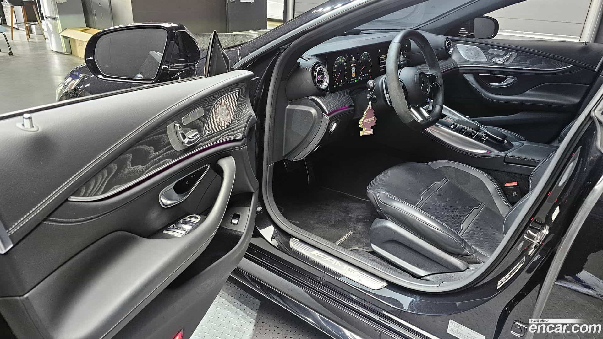 AMG GT Mercedes-Benz 2023.5-INNER-010