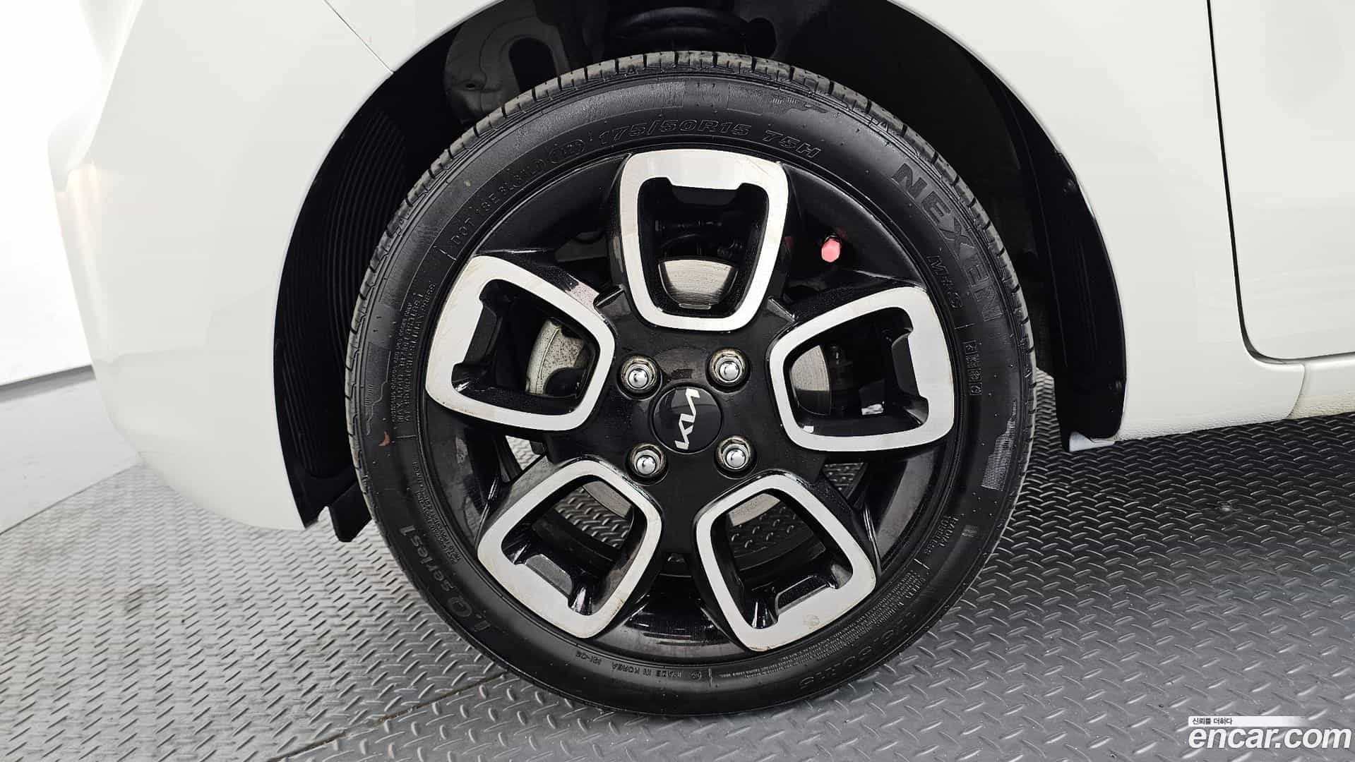 RAY Kia 2022.3-OUTER-005