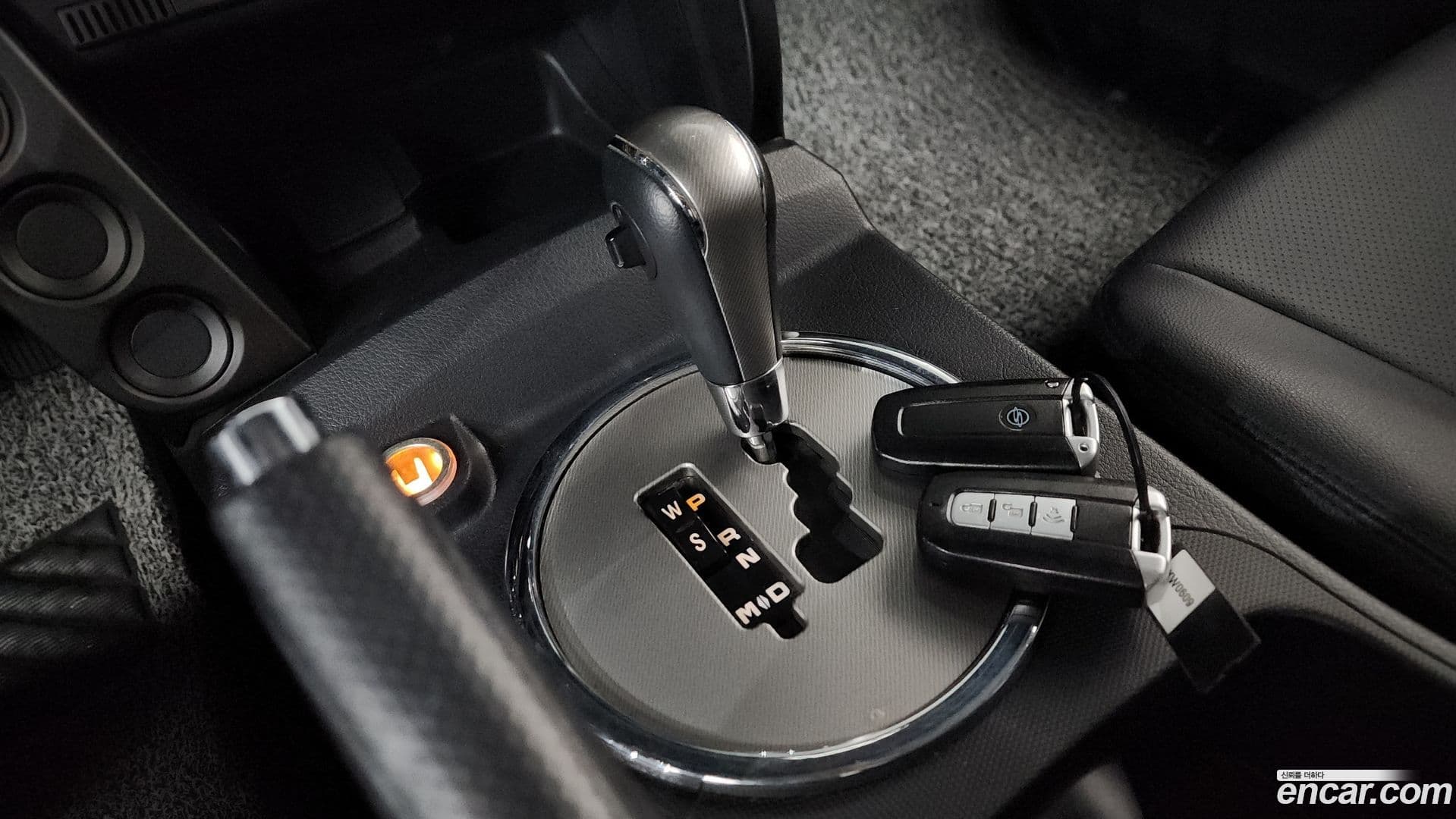 Main__Slider__Photo:KORANDO KG Mobility 2017.6-8