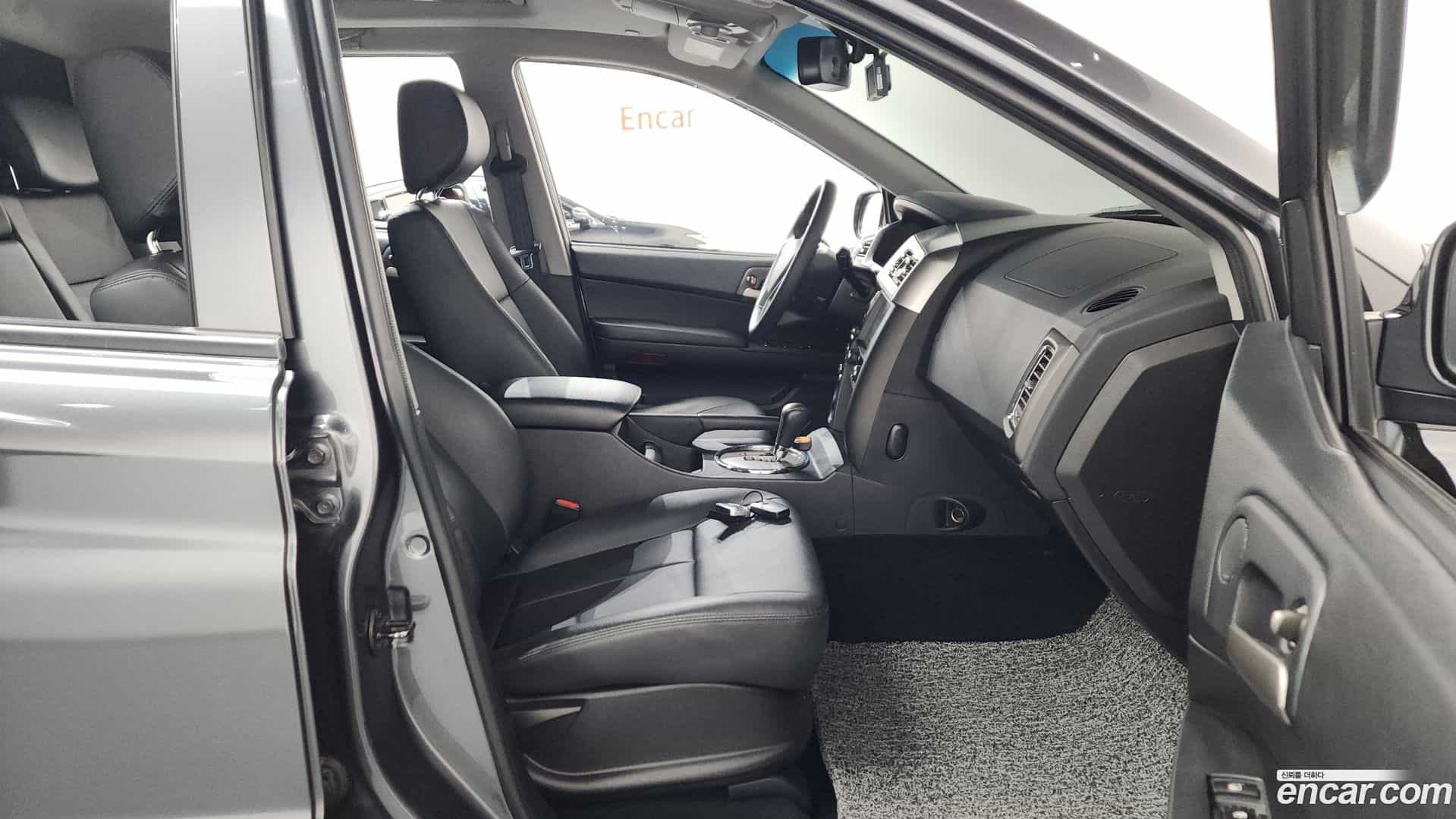 KORANDO KG Mobility 2017.6-OPTION-015