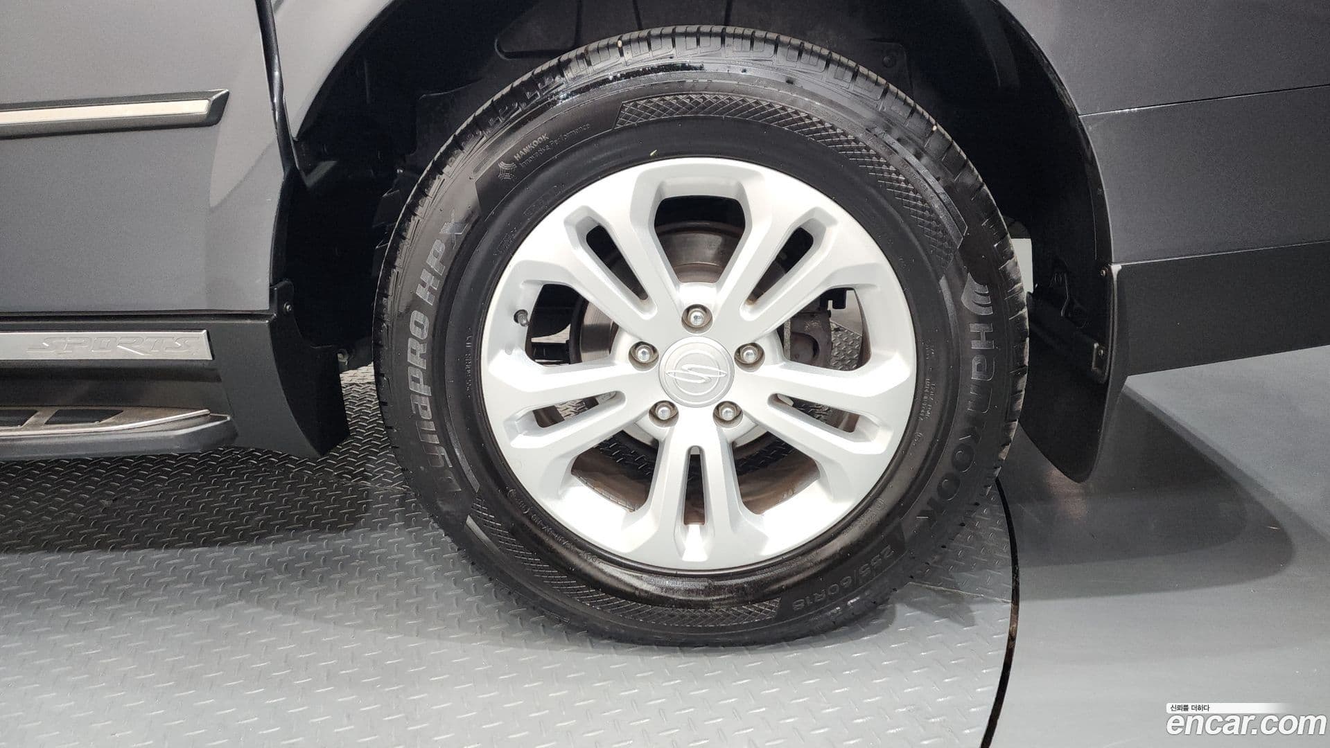 Main__Slider__Photo:KORANDO KG Mobility 2017.6-20