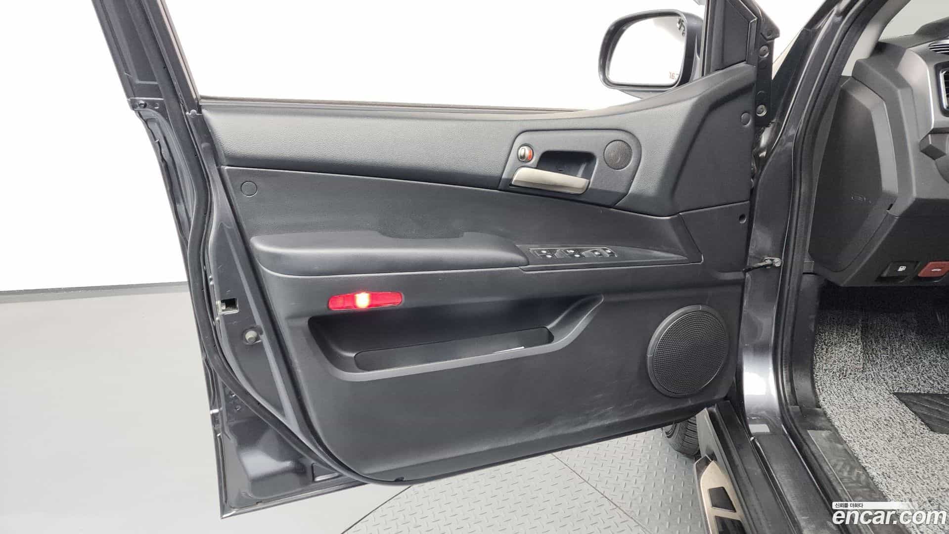 KORANDO KG Mobility 2017.6-INNER-034