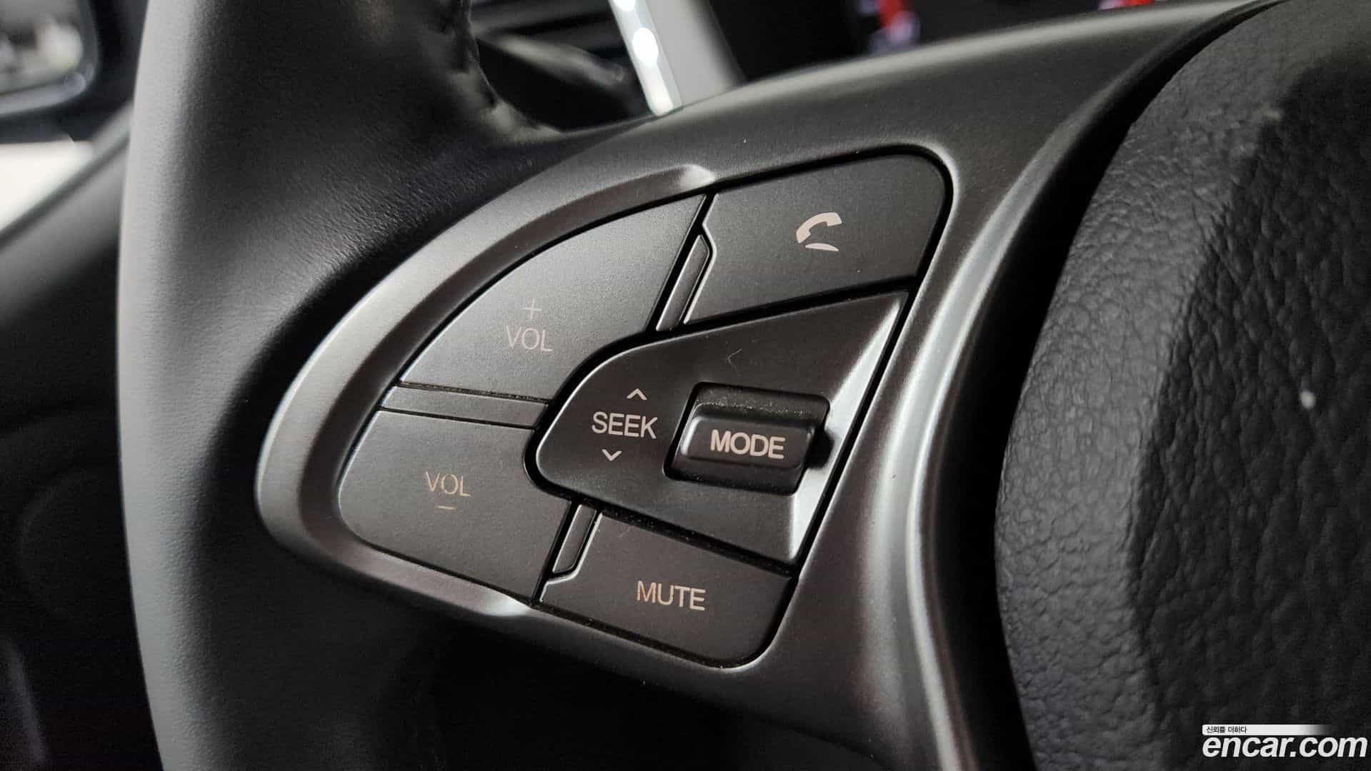 KORANDO KG Mobility 2017.6-OPTION-043
