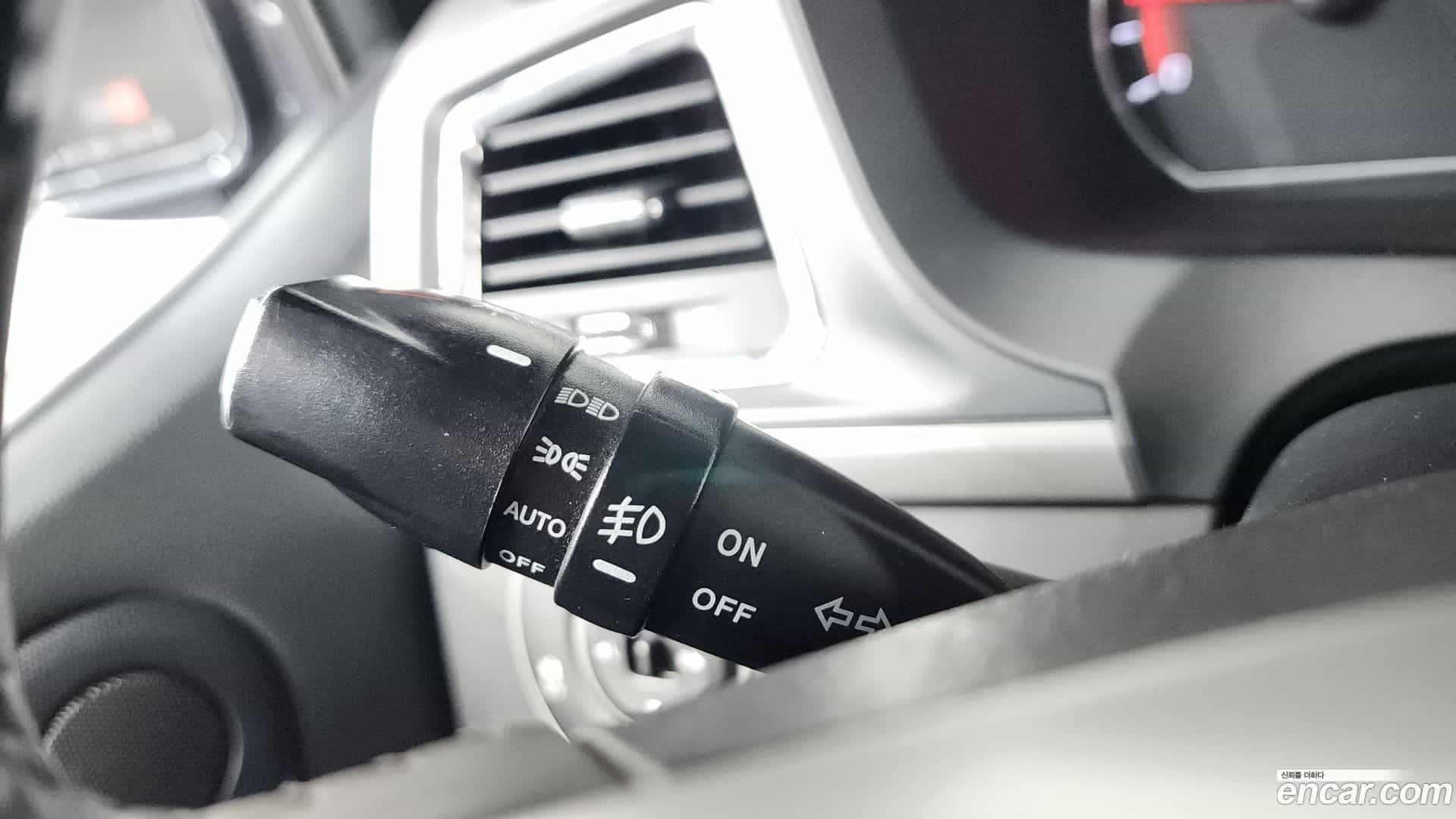 KORANDO KG Mobility 2017.6-OPTION-046