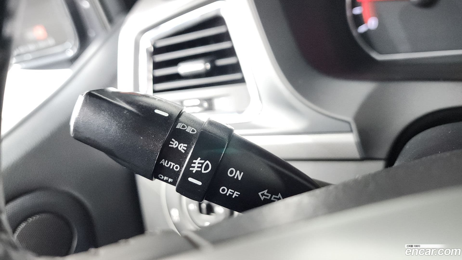 Main__Slider__Photo:KORANDO KG Mobility 2017.6-32