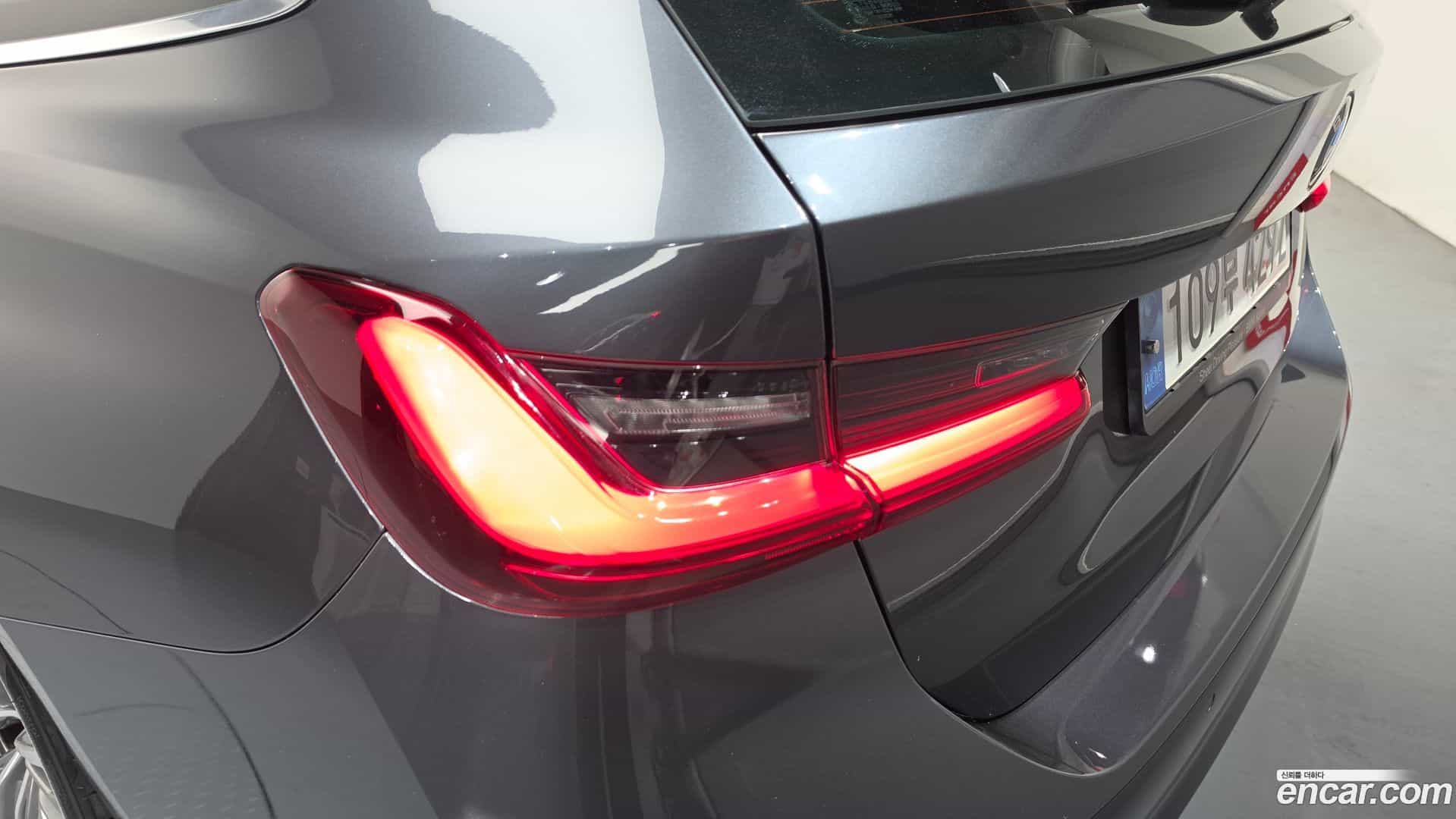 3-Series BMW 2022.4-OUTER-033