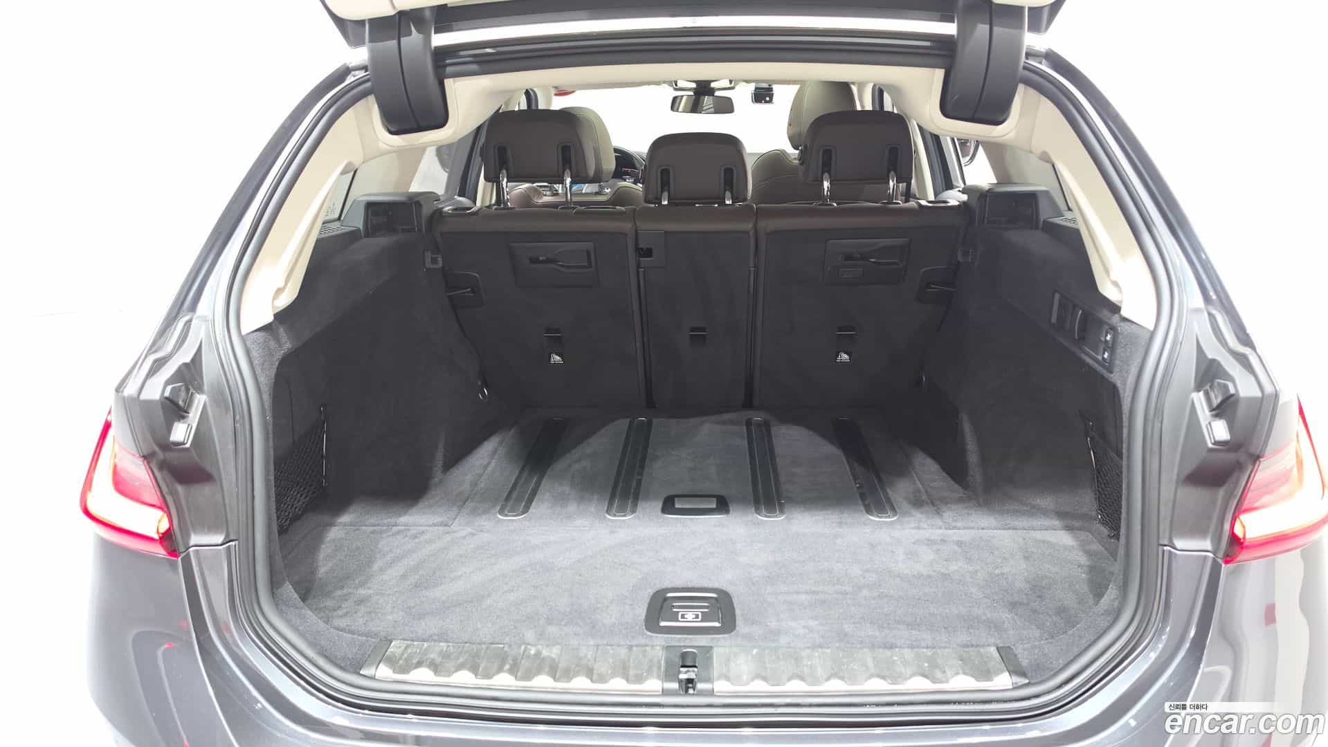 3-Series BMW 2022.4-OPTION-044