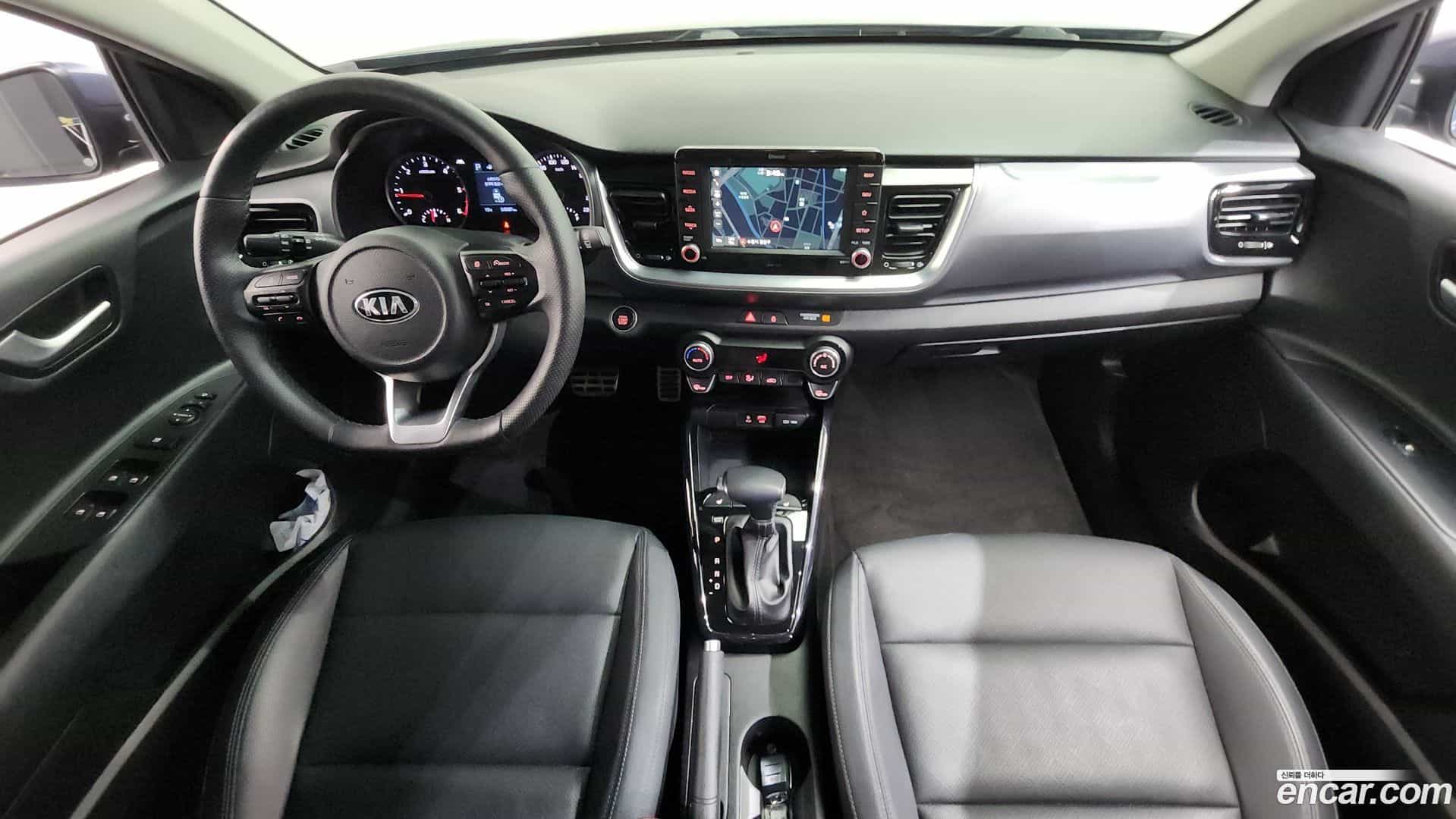 Stonic Kia 2017.8-INNER-007