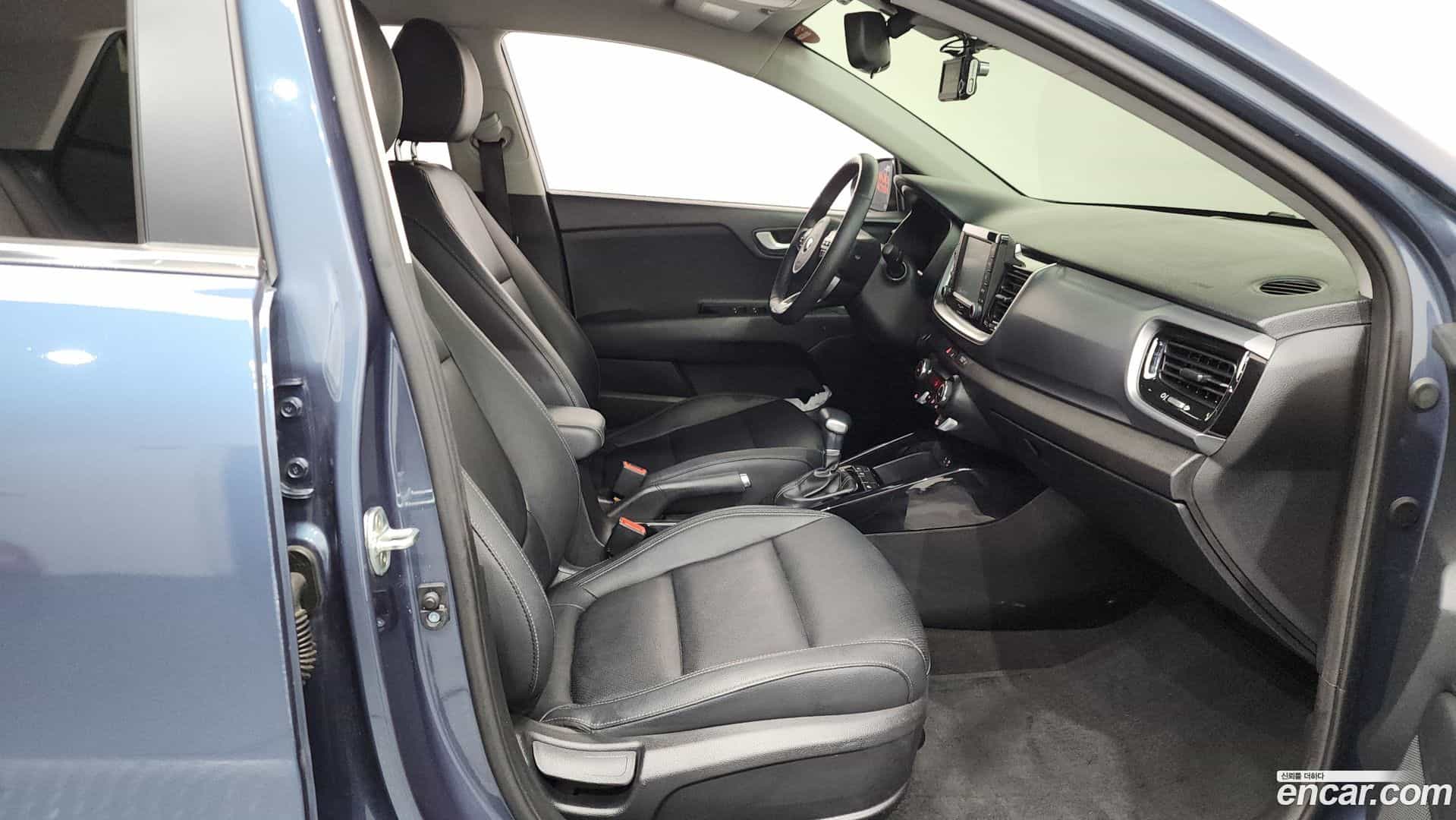 Stonic Kia 2017.8-OPTION-015