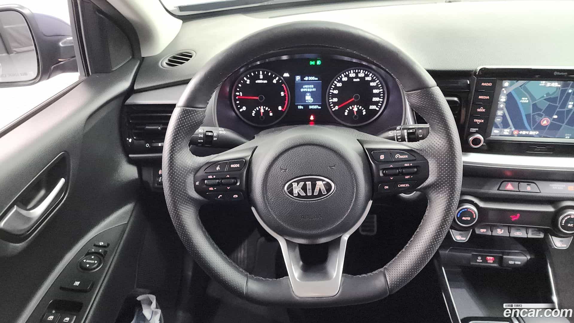 Stonic Kia 2017.8-OPTION-016