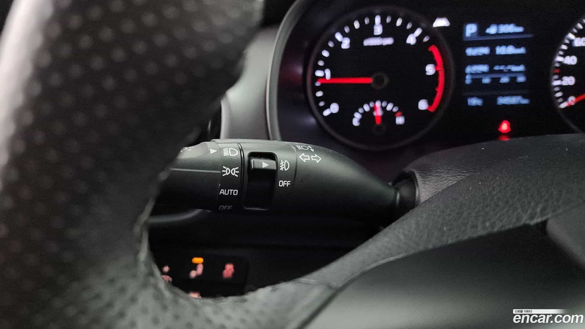 Stonic Kia 2017.8-OPTION-018